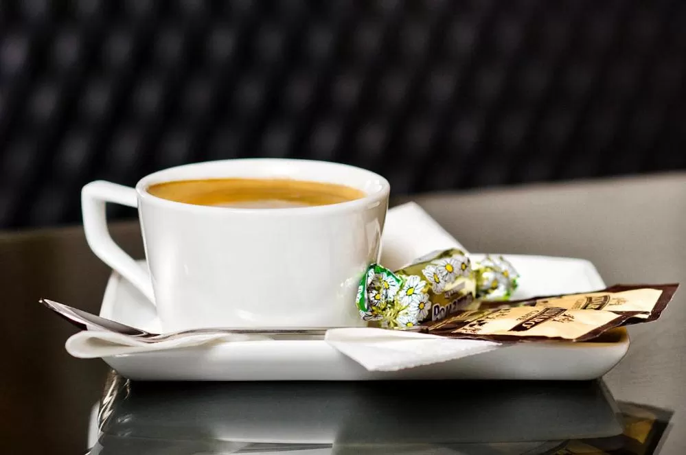 Drinks, Coffee/Tea Facilities in Hotel 8th Mile