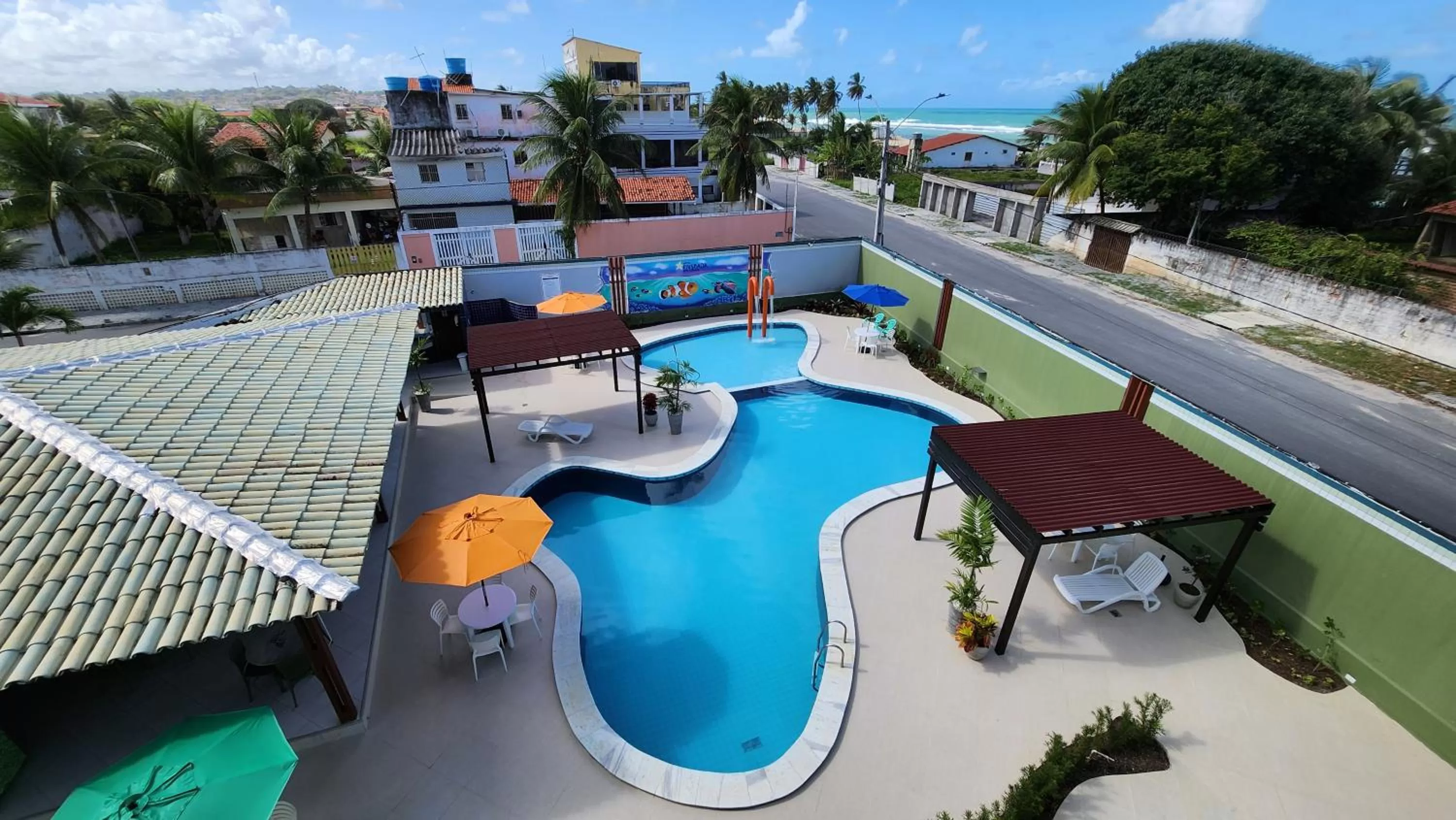 Pool view in Hotel Enseada dos Corais