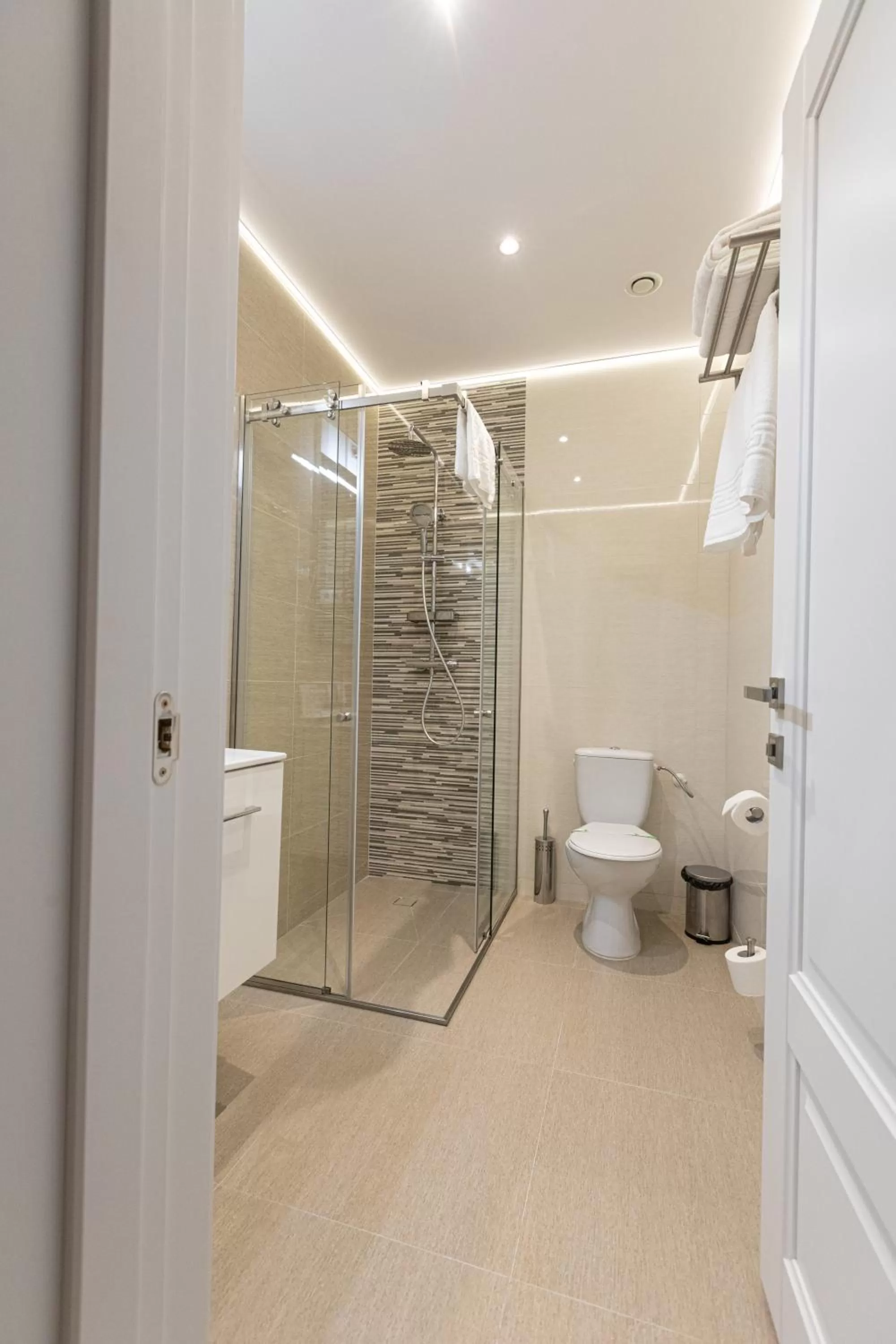 Bathroom in Omnia Apartments