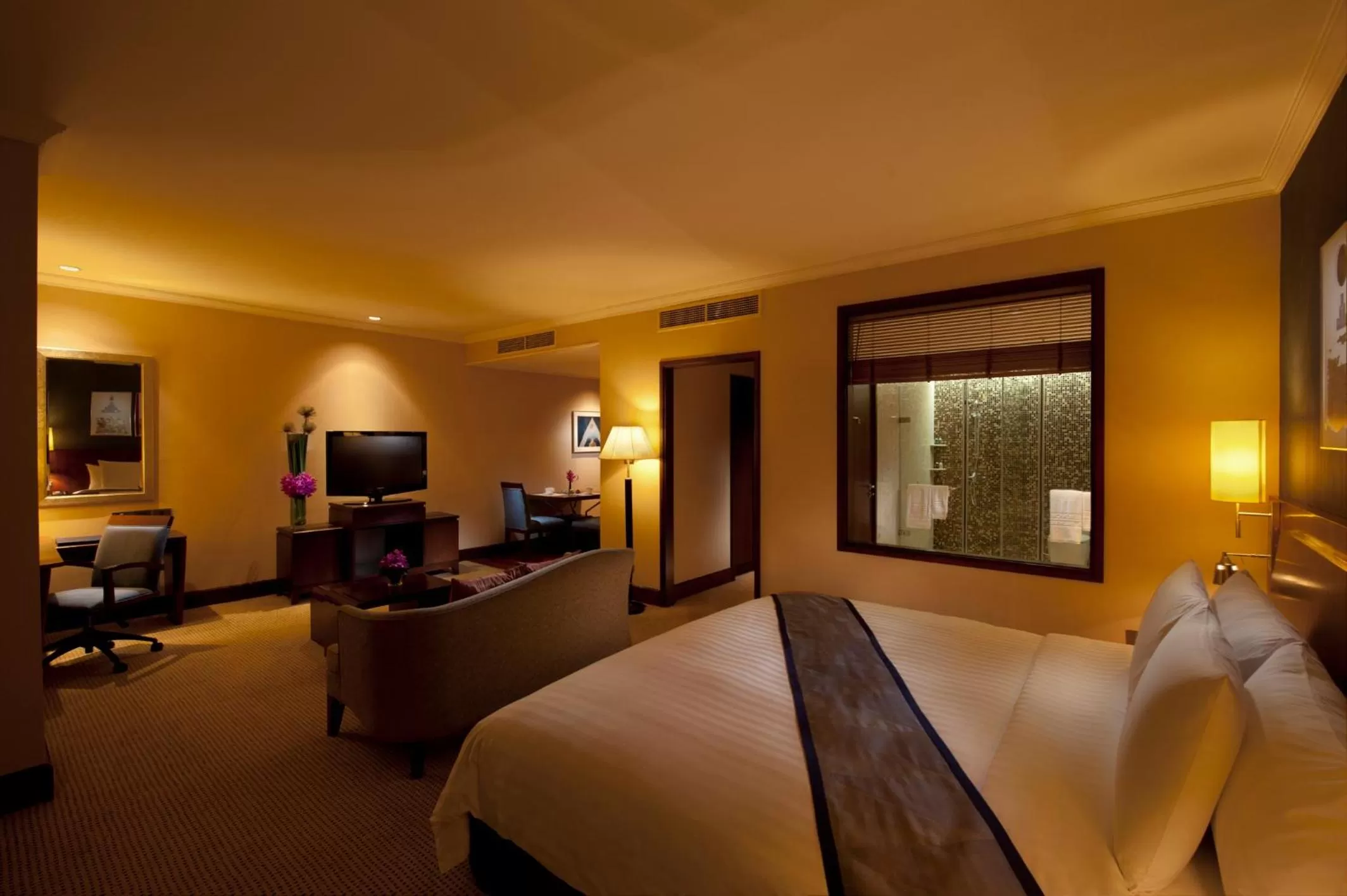 Bed in Novotel Bangkok Suvarnabhumi Airport