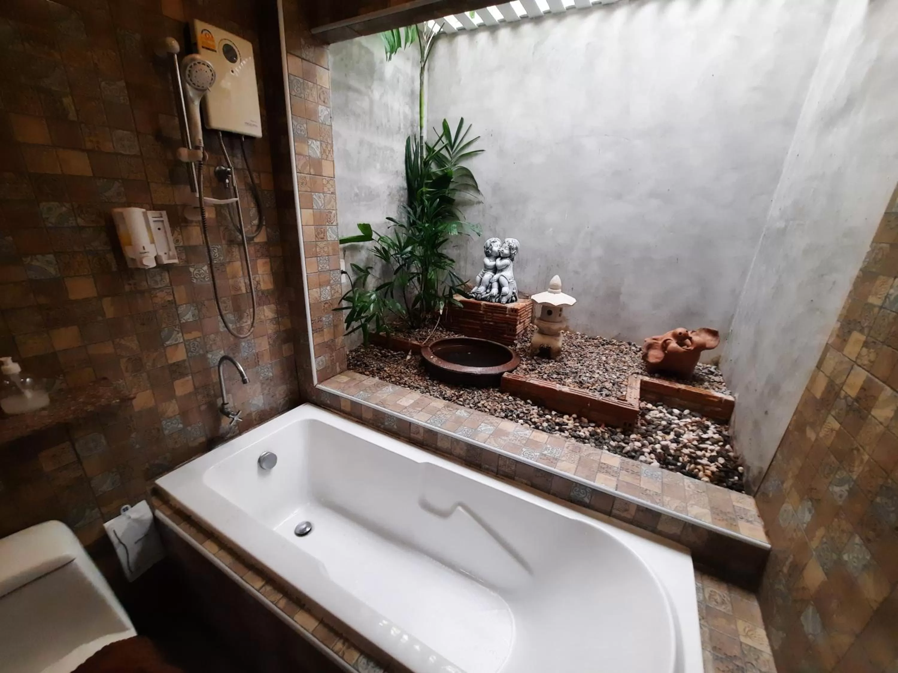 Bathroom in Fancy Carp Resort