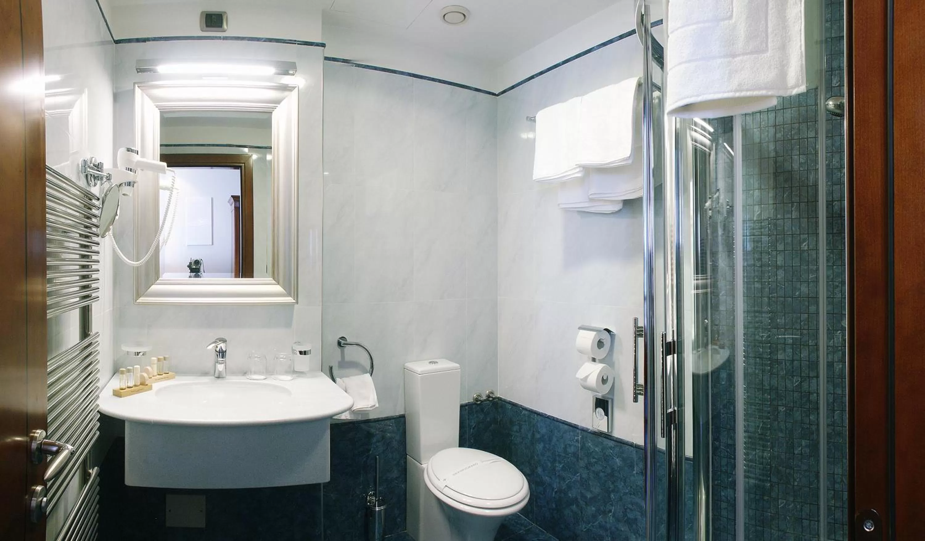 Bathroom in Best Western Premier Hotel Astoria