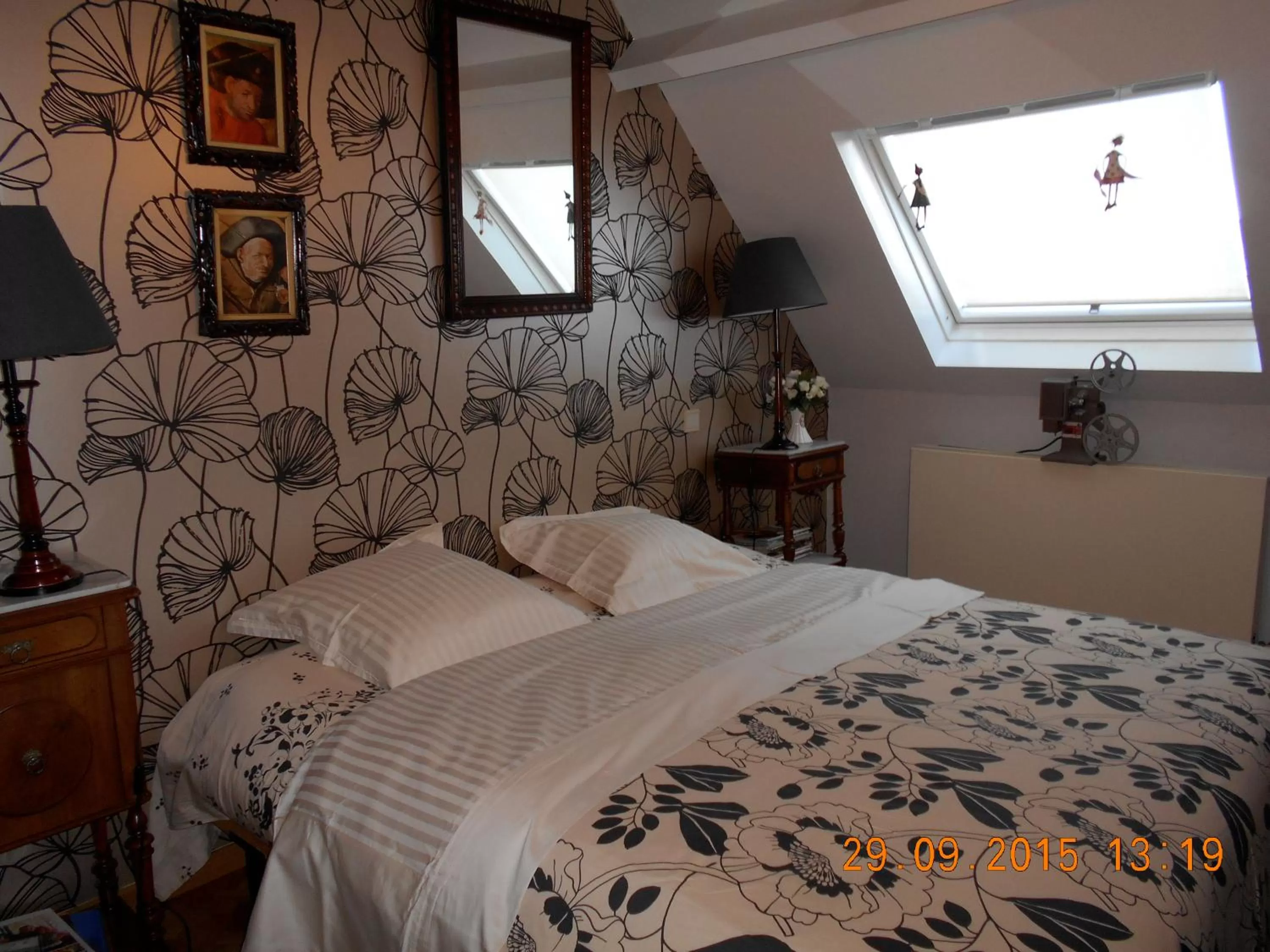Photo of the whole room, Bed in B&B De Mansarde