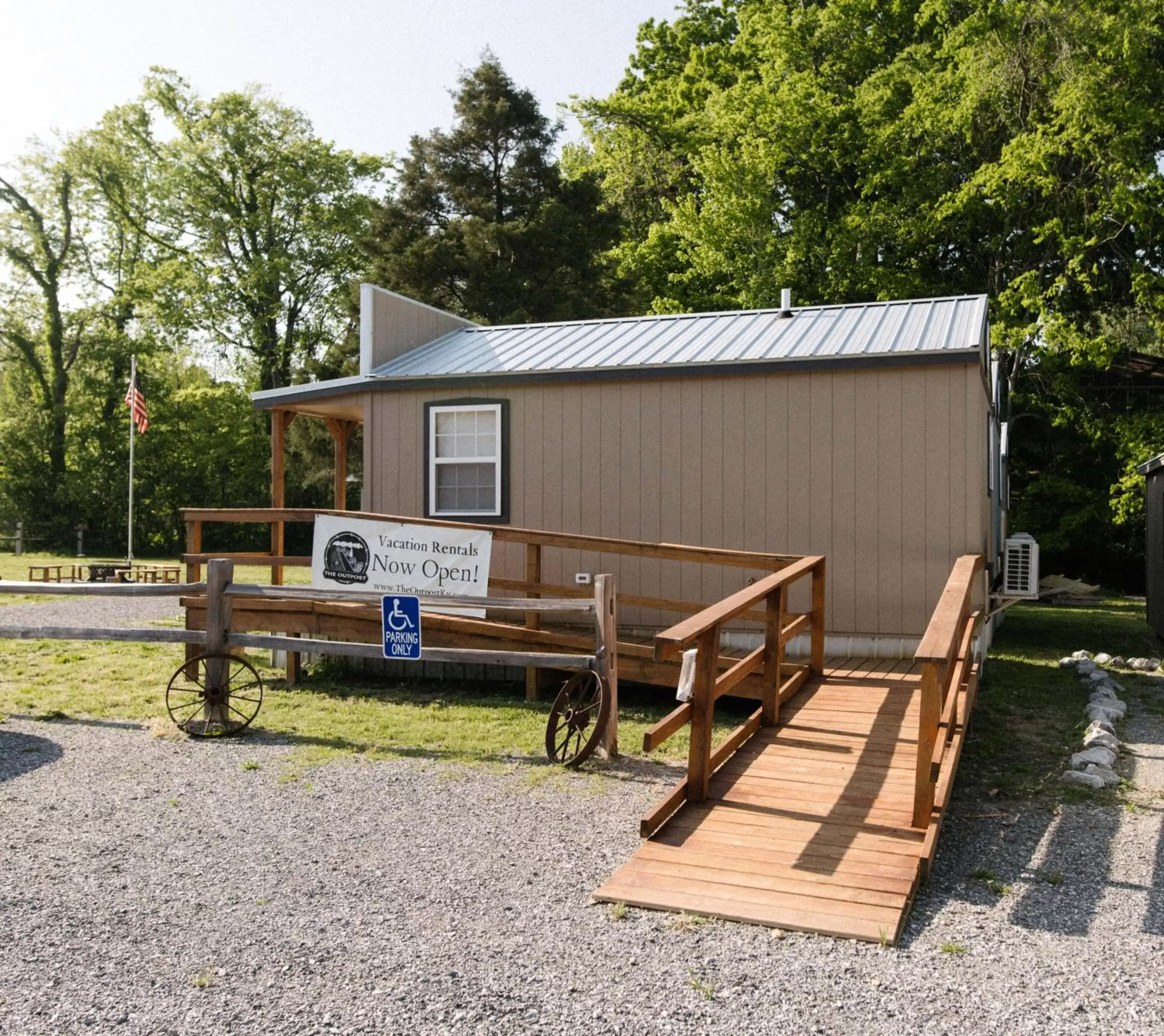 Queen Studio - Disability Access in The Outpost Queen Studio - Disability Access in The Outpost