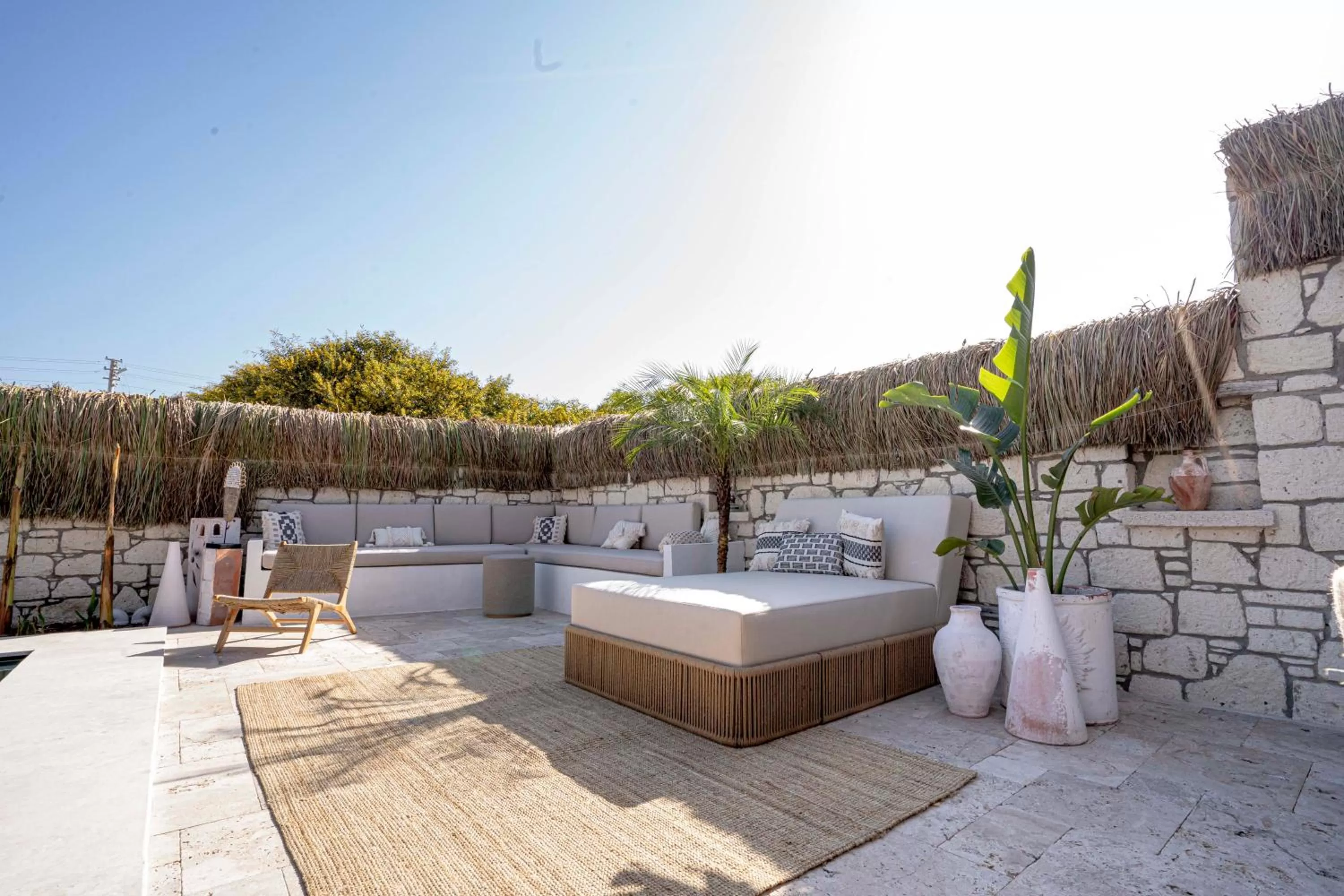 Swimming pool in Voger Alaçatı Silence