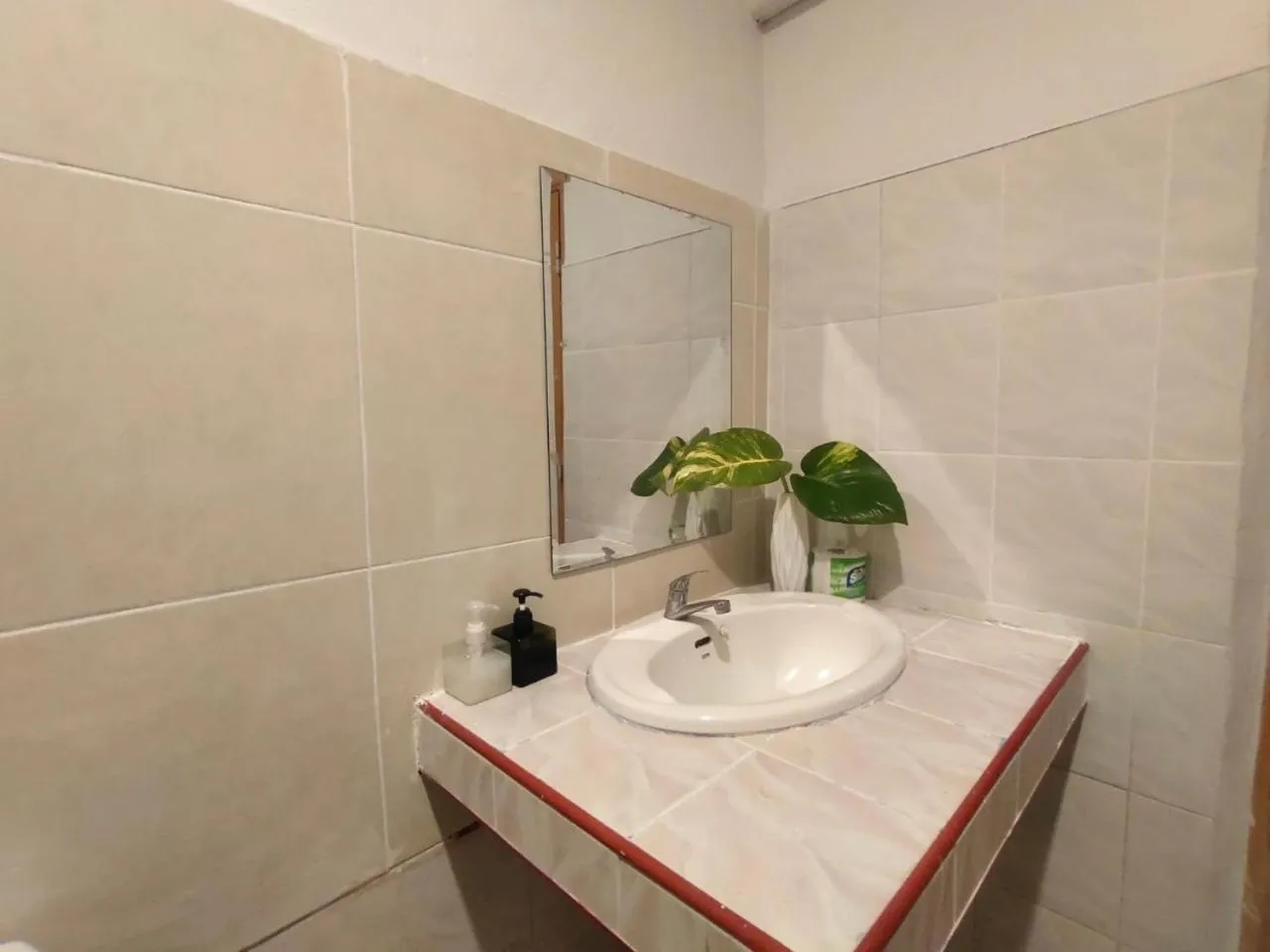 Bathroom in Lanta Nice Beach Resort - SHA Extra Plus