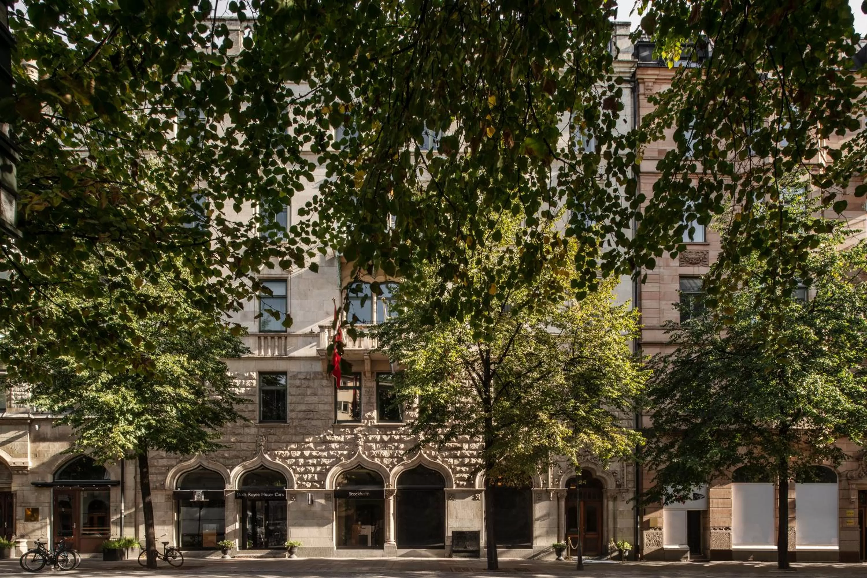 Property building in The Sparrow Hotel