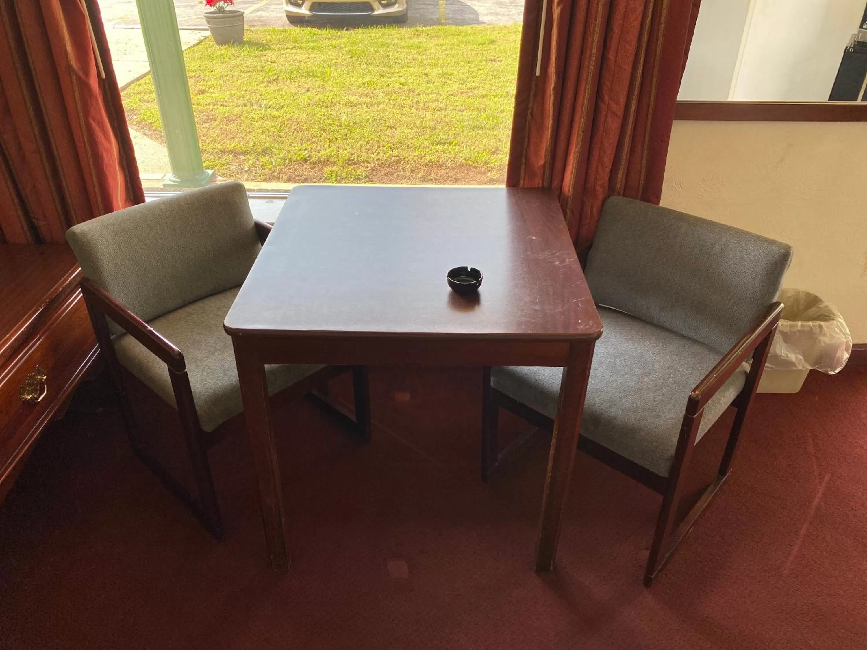 Dining area in Royal Inn