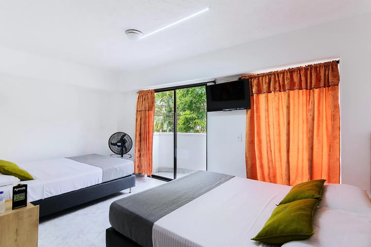 Bed in Hotel Balcones del Estadio