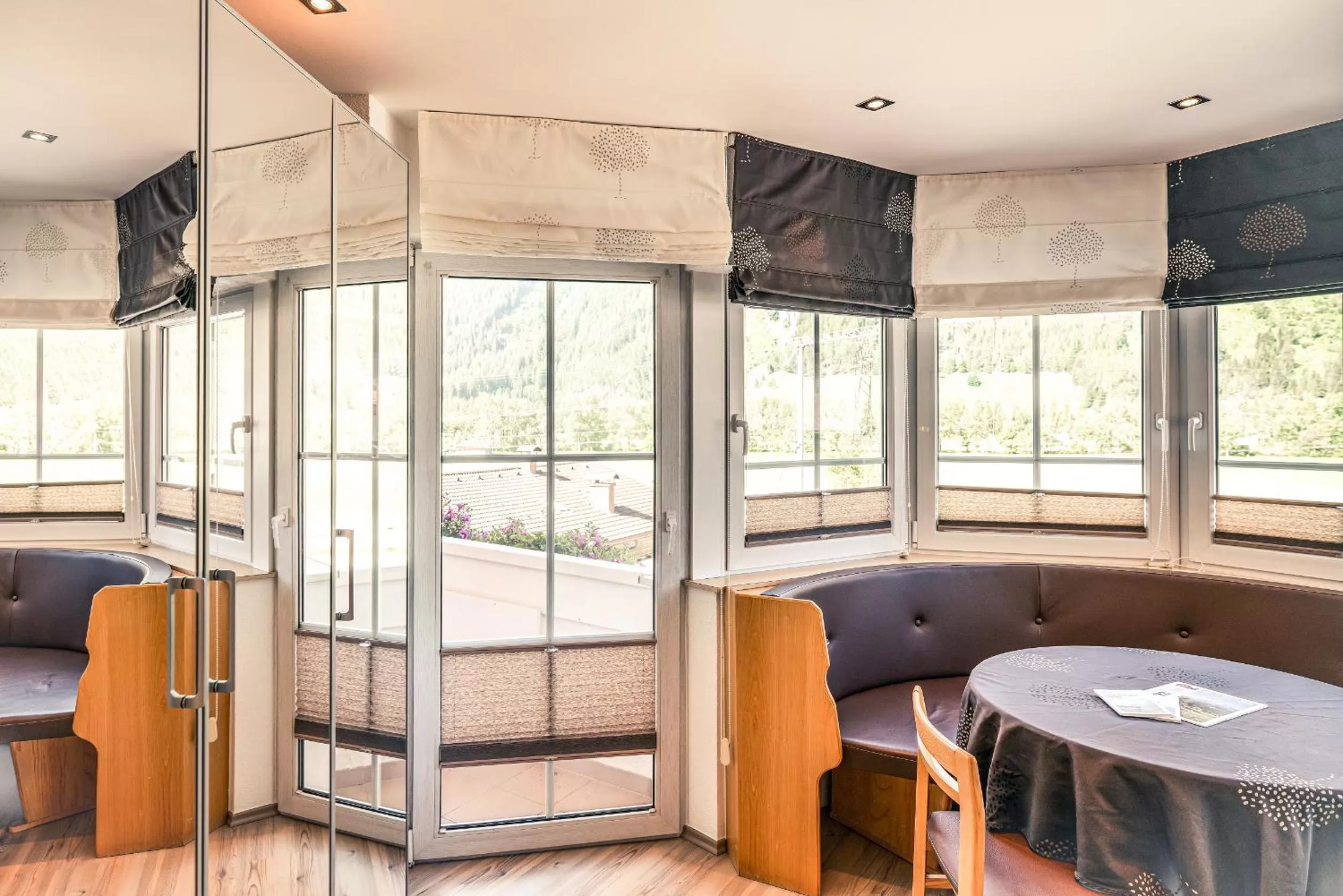 Seating area in Apart Relax