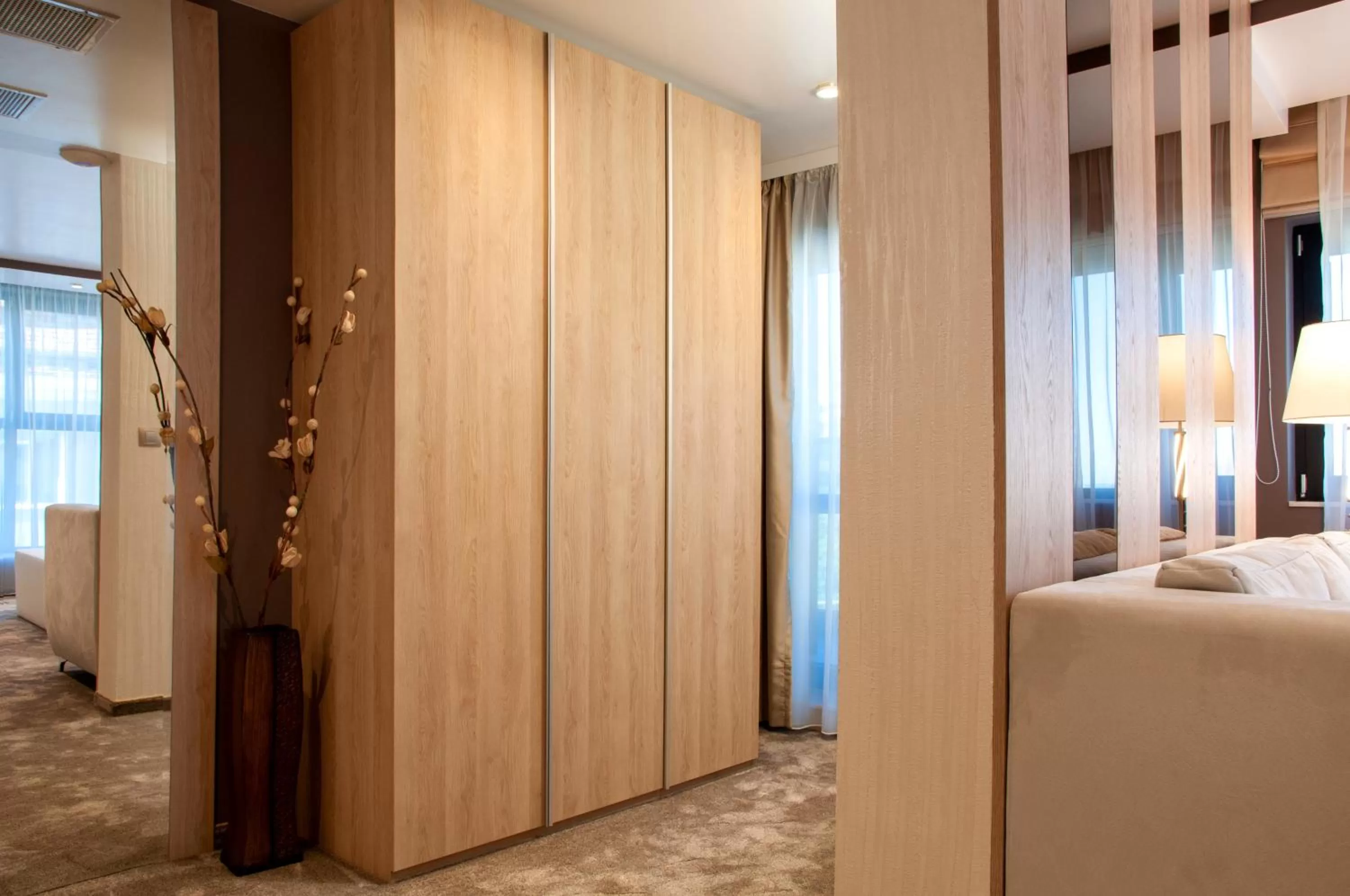 Bed in Family Hotel Business Club