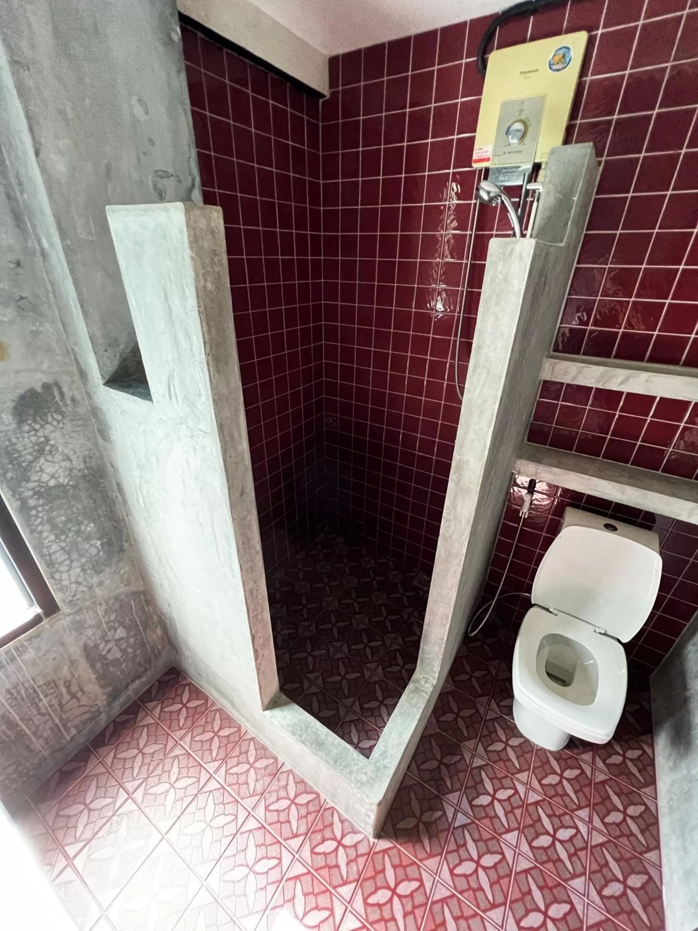 Shower, Bathroom in Aonang Third Place Hometel