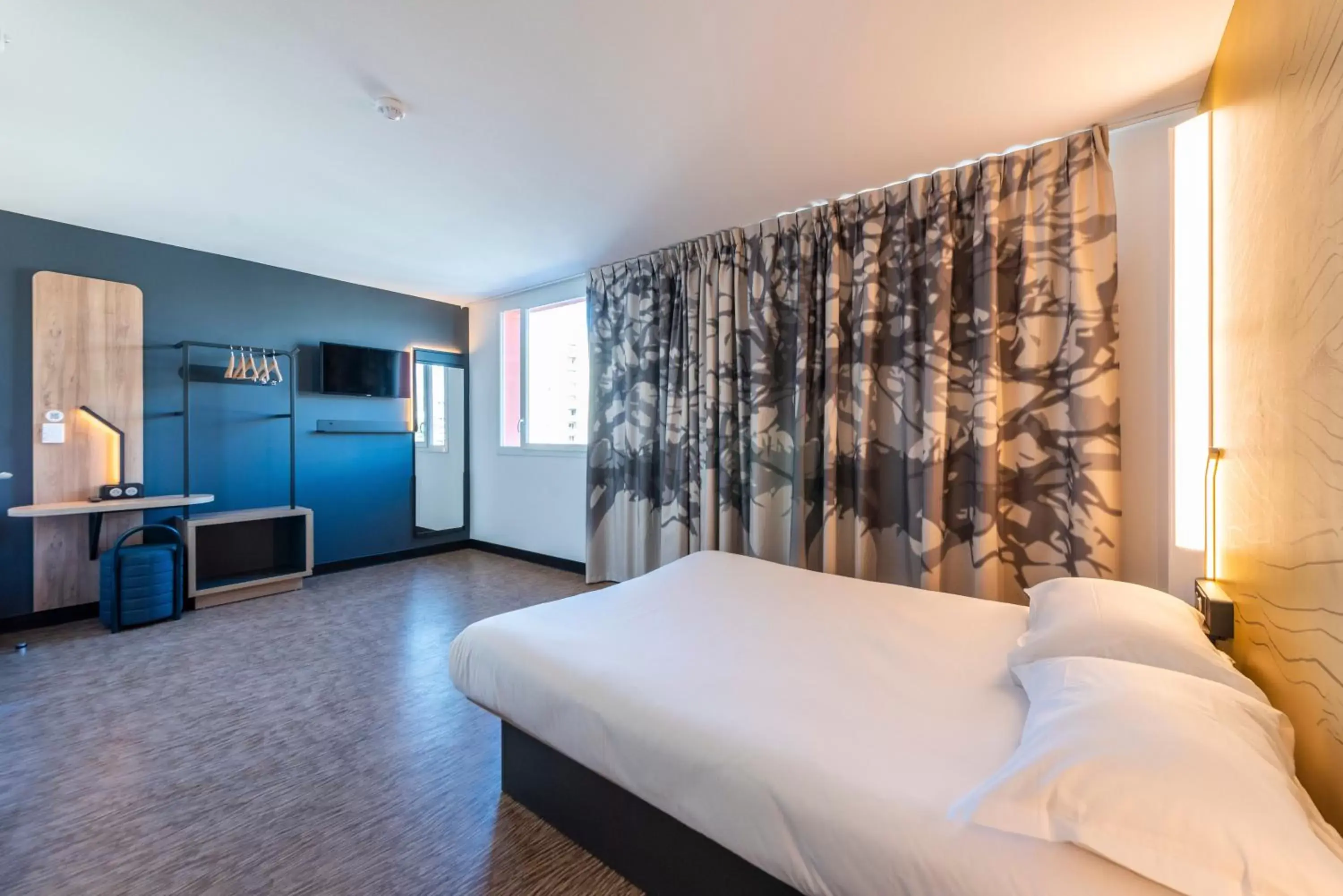 Double Room - Disability Access in B&B HOTEL Nice Aéroport Arenas Double Room - Disability Access in B&B HOTEL Nice Aéroport Arenas