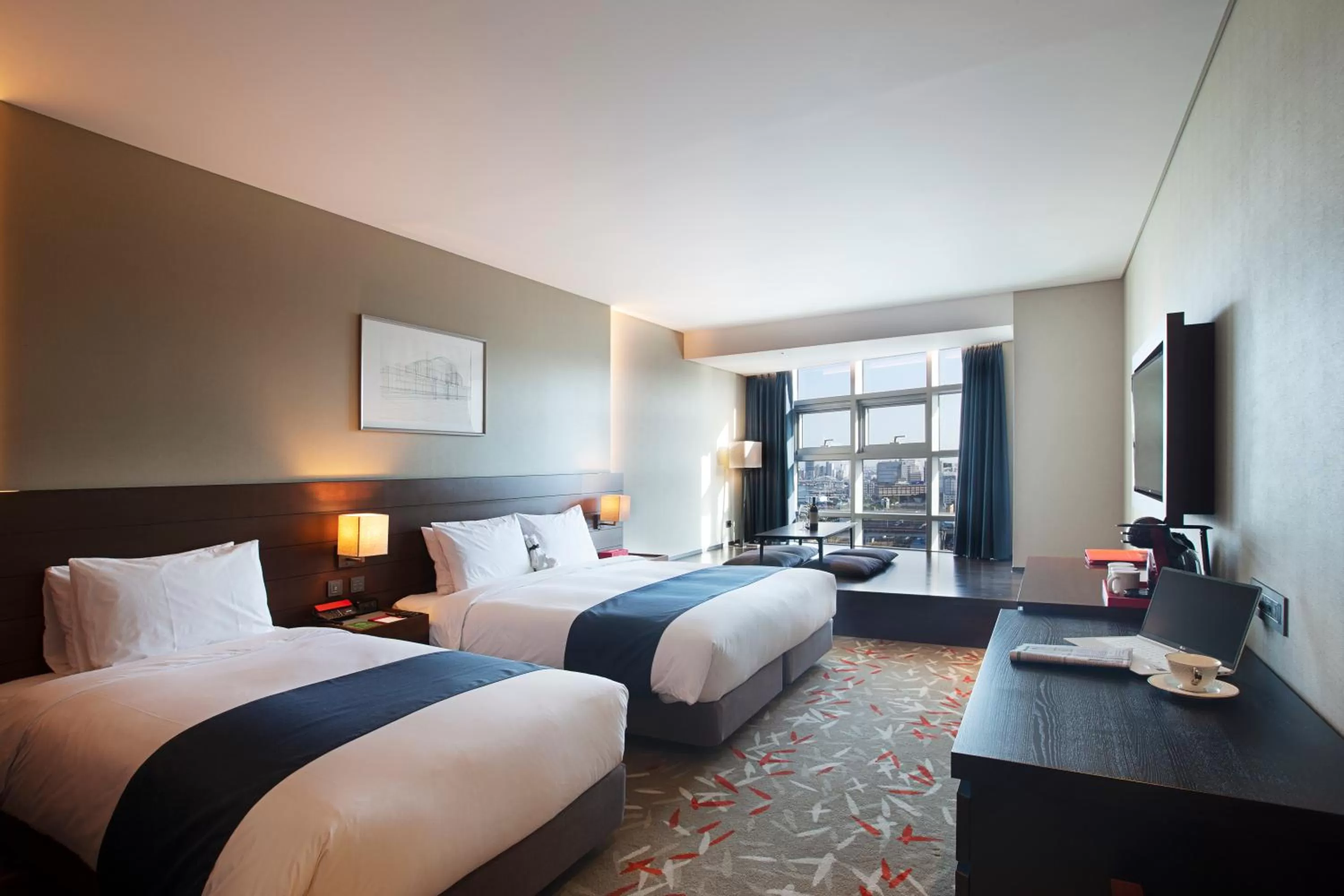 Photo of the whole room, Bed in ASTI Hotel Busan Station