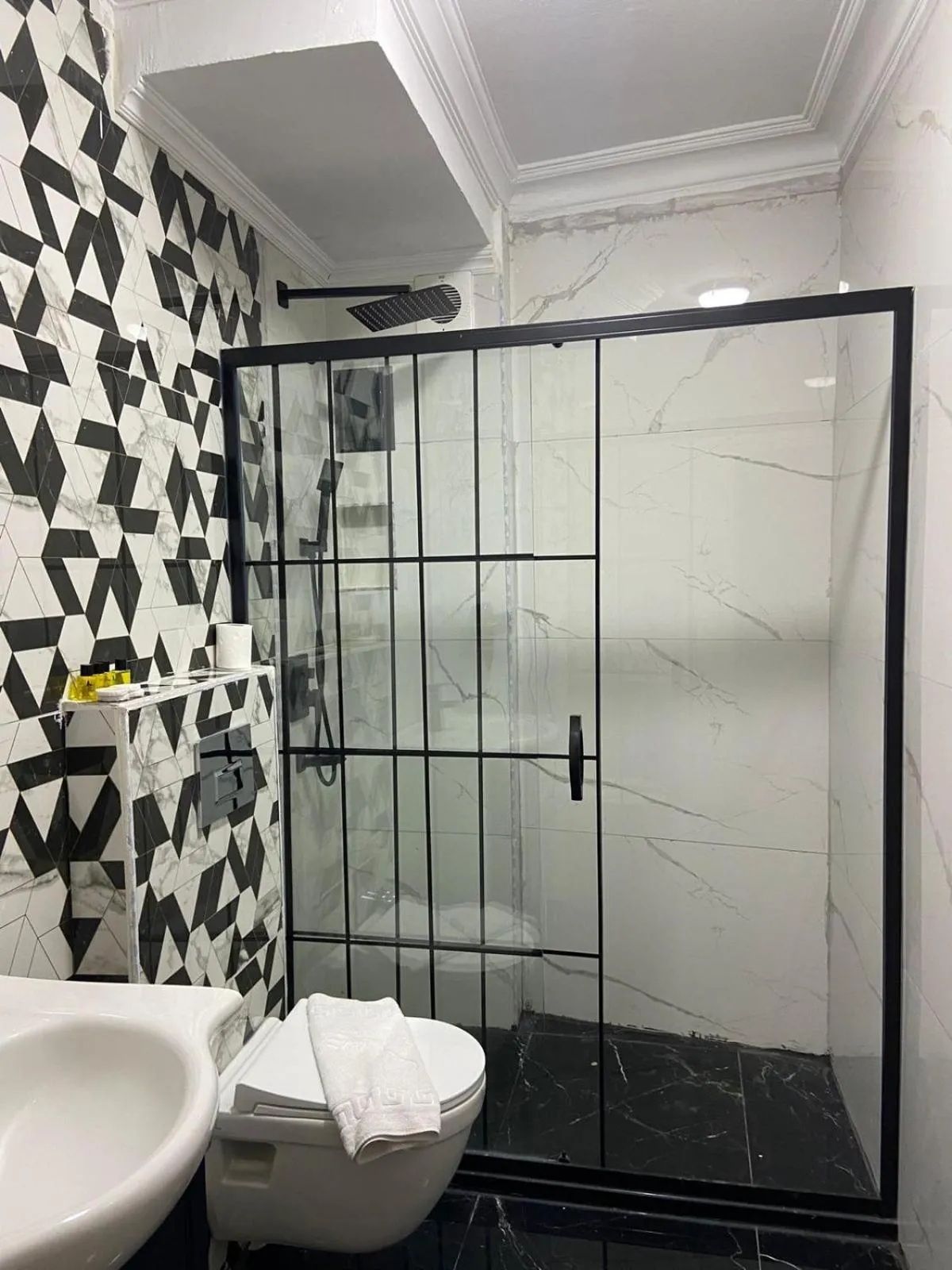 Aruna Boutique Hotel