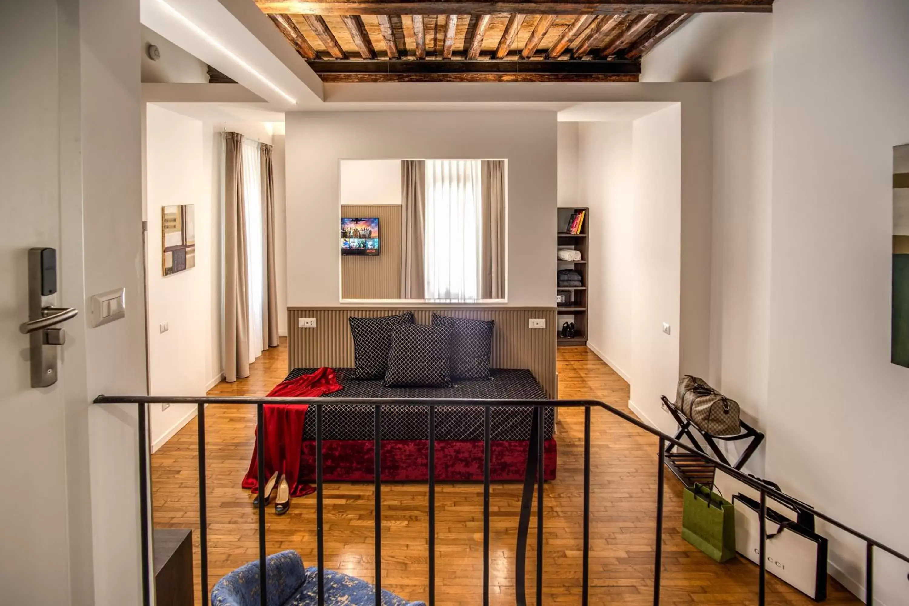 Suite in Little Queen Suite Suite in Little Queen Suite