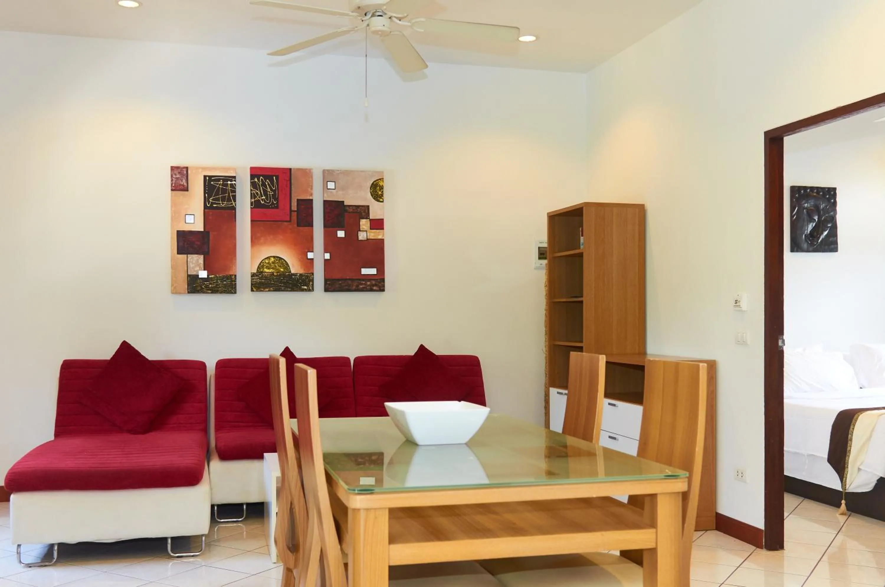 Living room in Phuket Riviera Villas Hotel