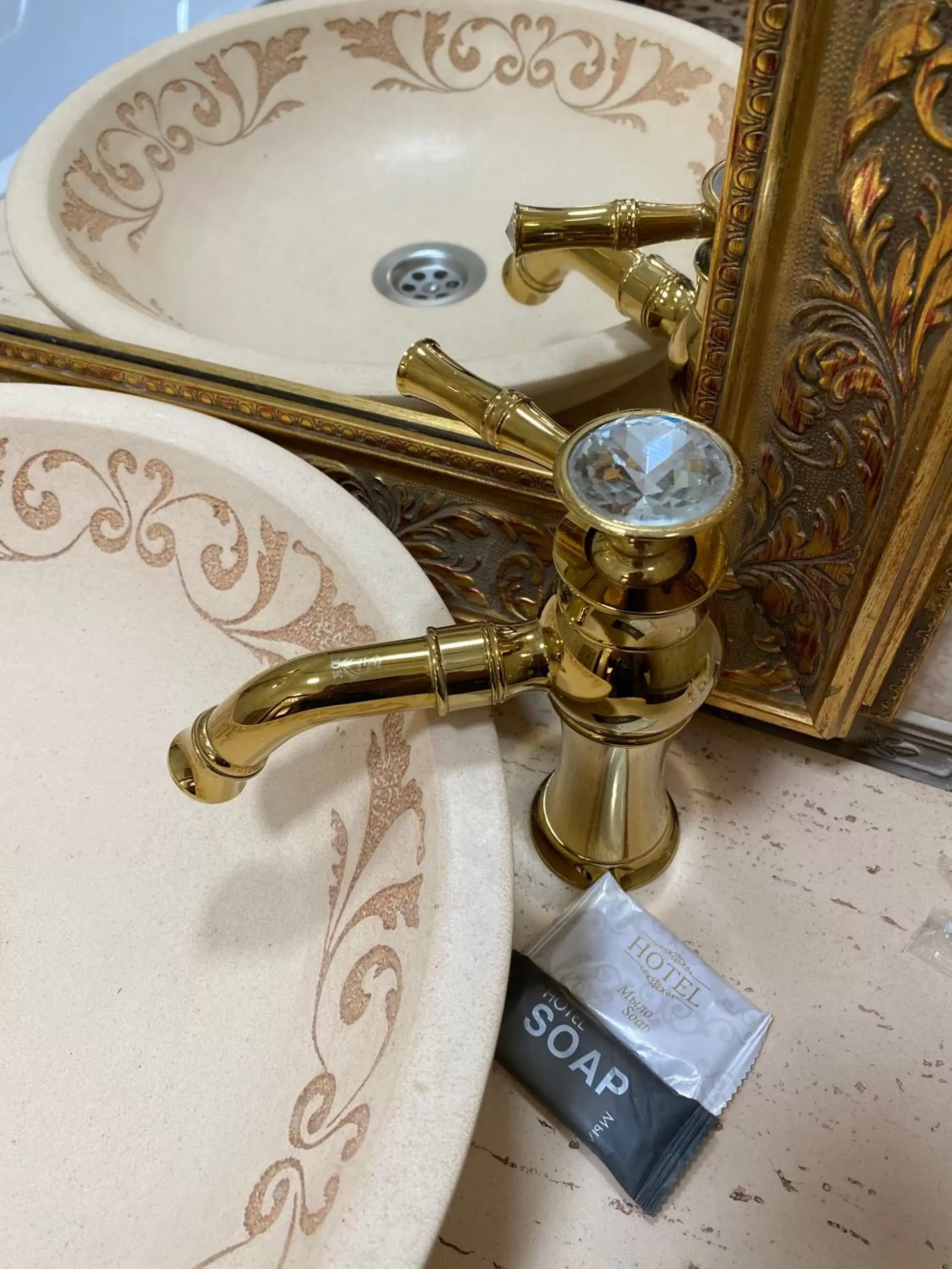 Deluxe Family Suite in Lion Hotel Deluxe Family Suite in Lion Hotel