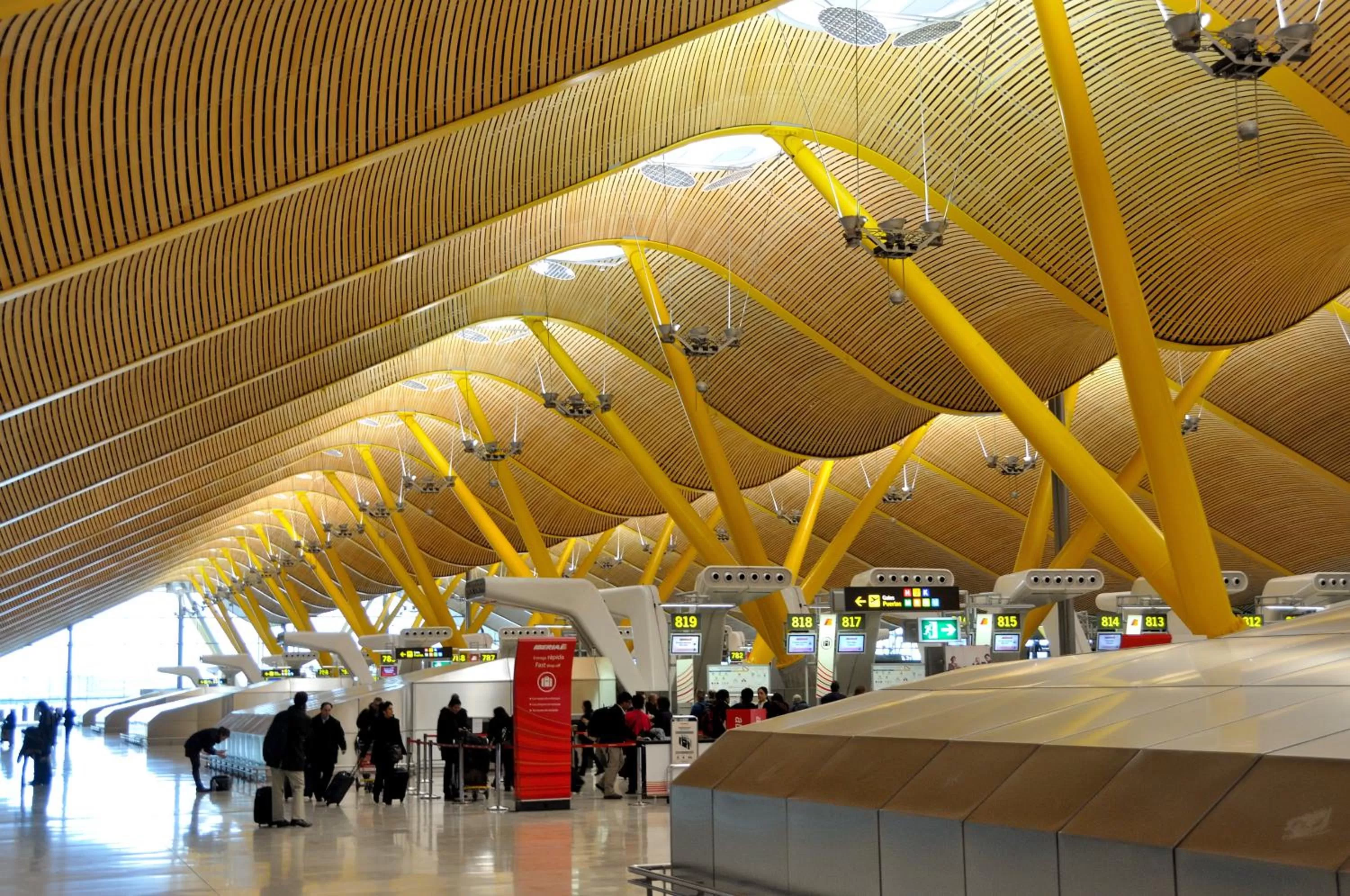 Area and facilities in Clement Barajas