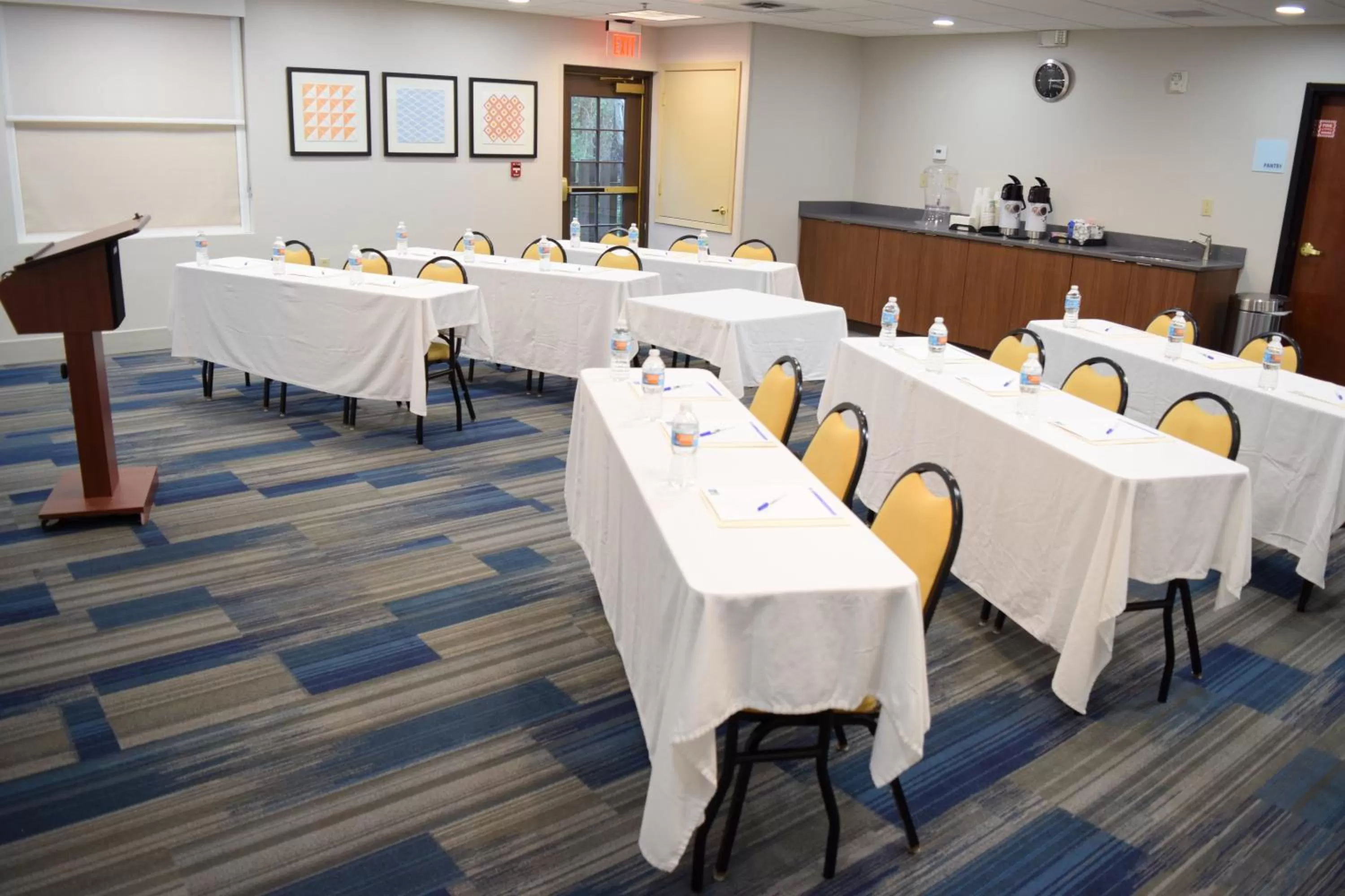 Meeting/conference room in Holiday Inn Express & Suites Pensacola West I-10 by IHG