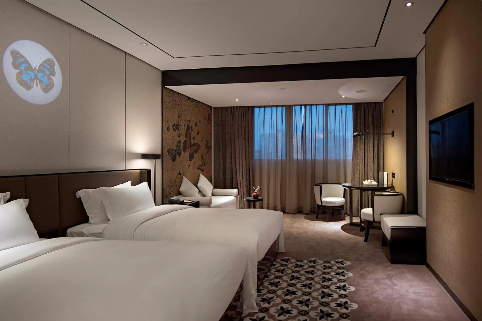 Bed in Paco Hotel Dongpu Guanghzou -Free Shuttle Bus for Canton Fair