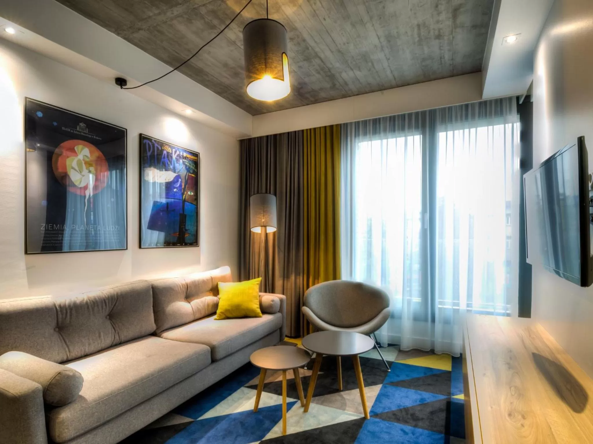 Photo of the whole room in Lwowska 1