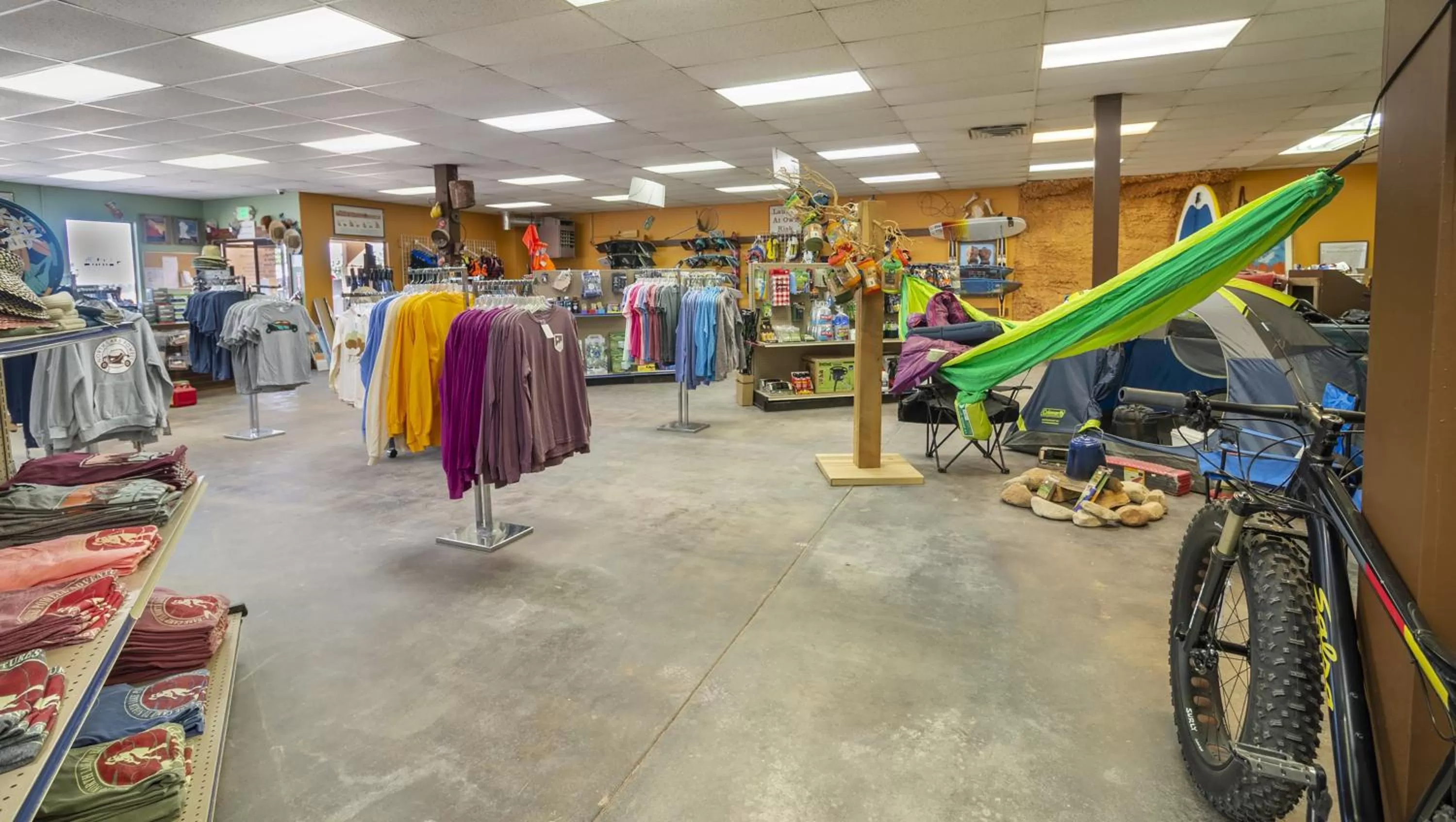 Shopping Area in Ticaboo Lodge