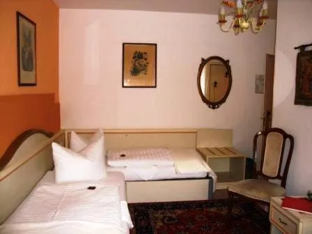 Photo of the whole room, Bed in Haus Mooren, Hotel Garni
