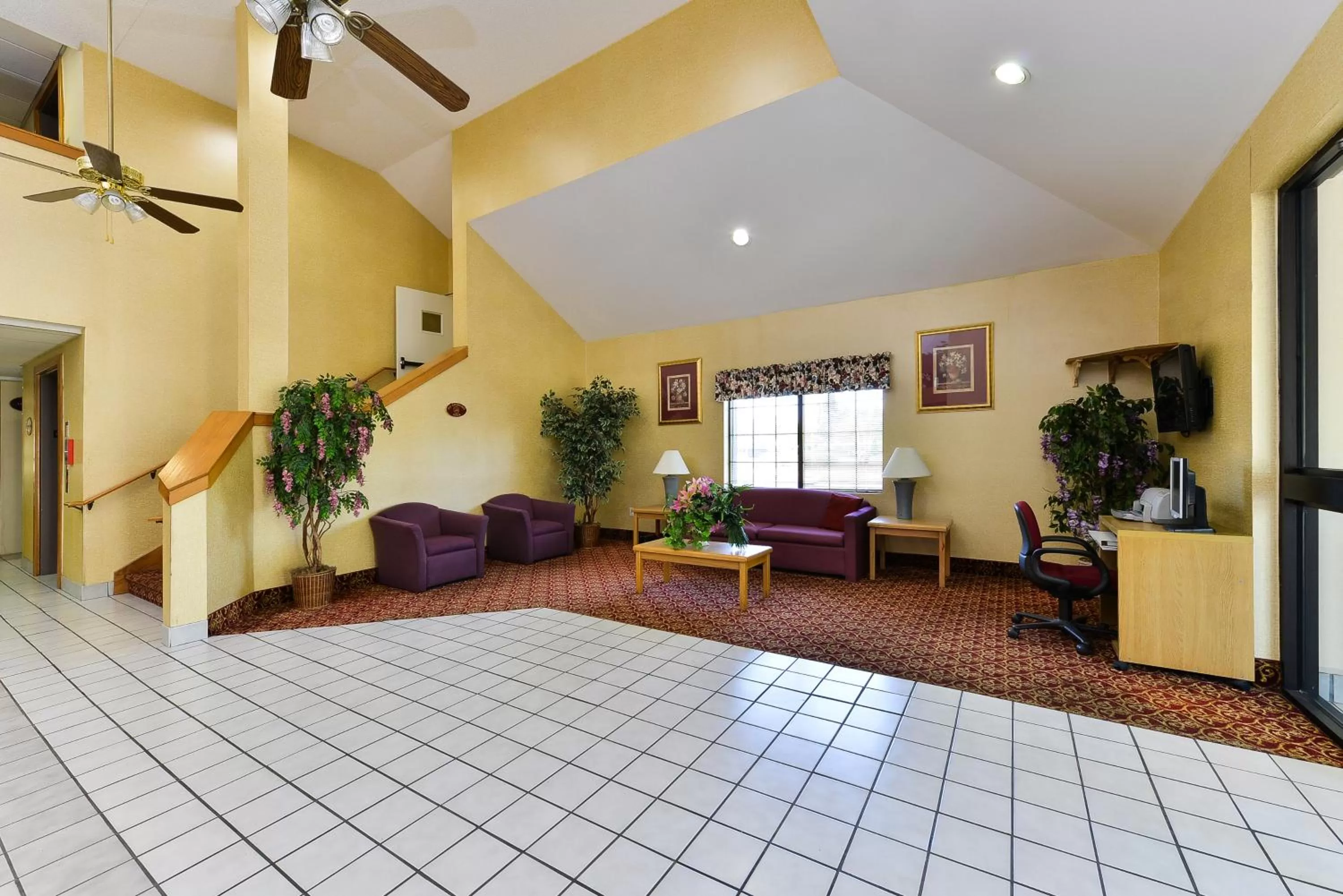 Lobby or reception in America's Best Value Inn & Suites, Atlanta - Morrow