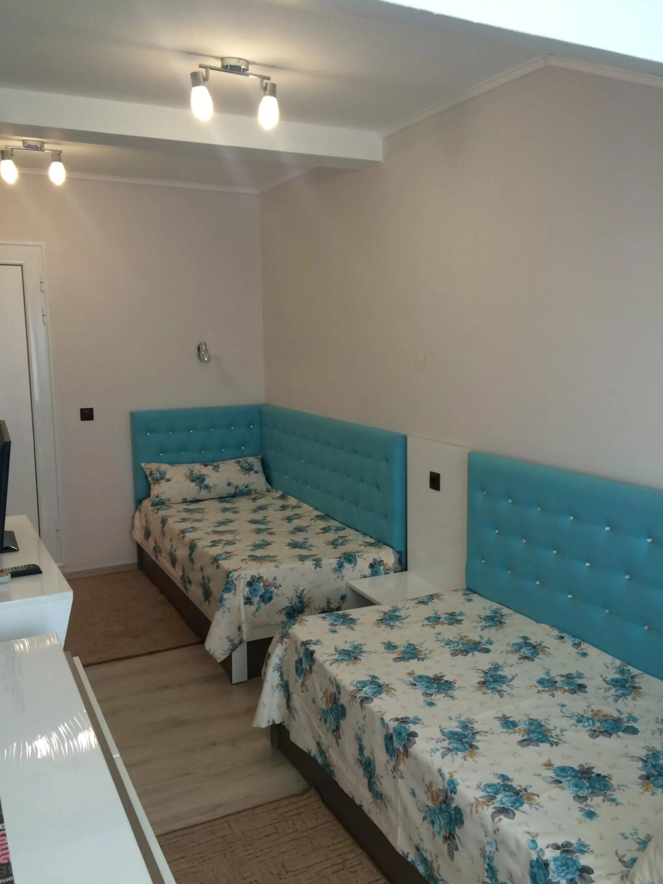 Photo of the whole room, Bed in White Rose Family Guest House