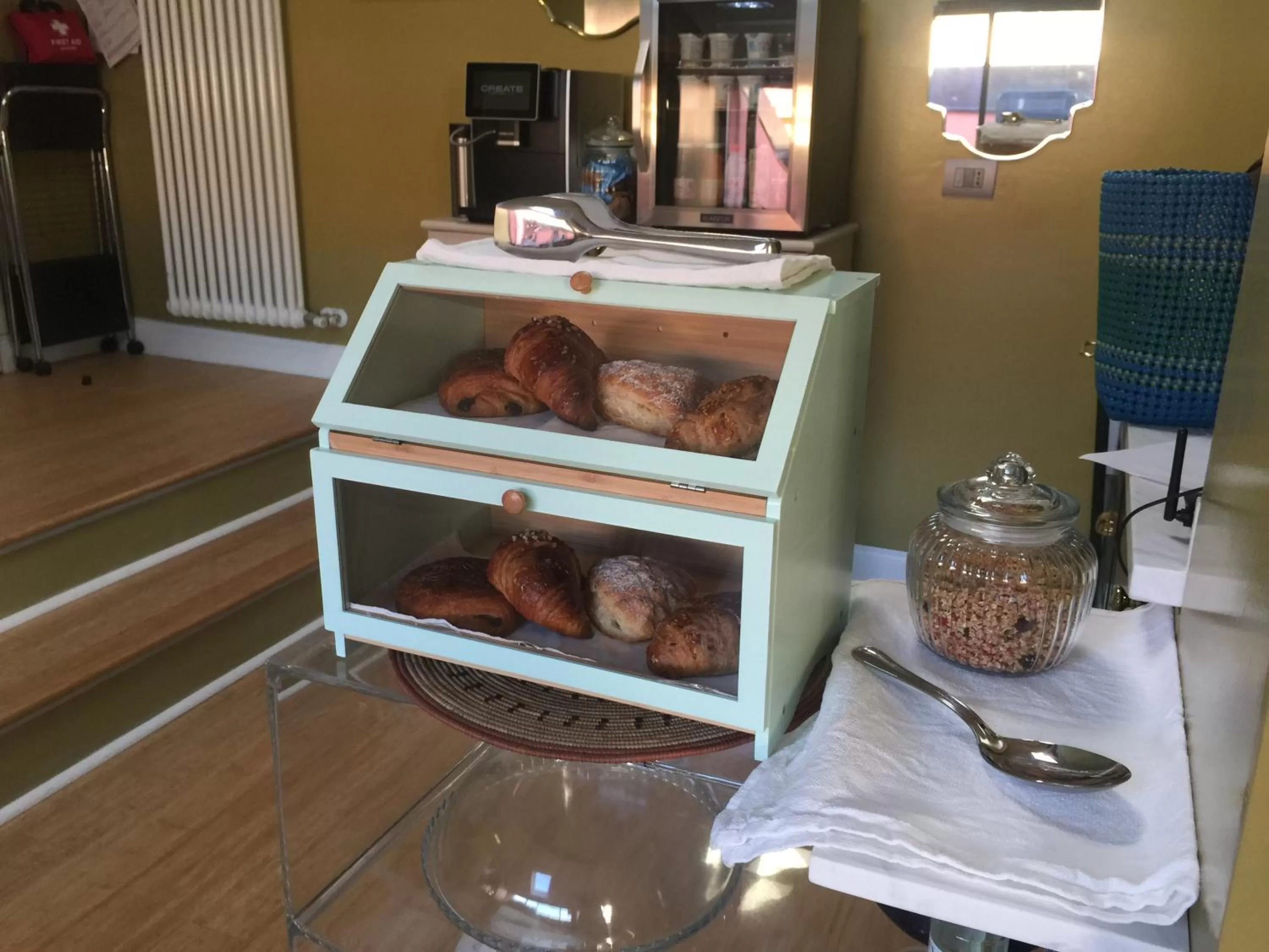 Food and drinks in B&B Via Roma 41