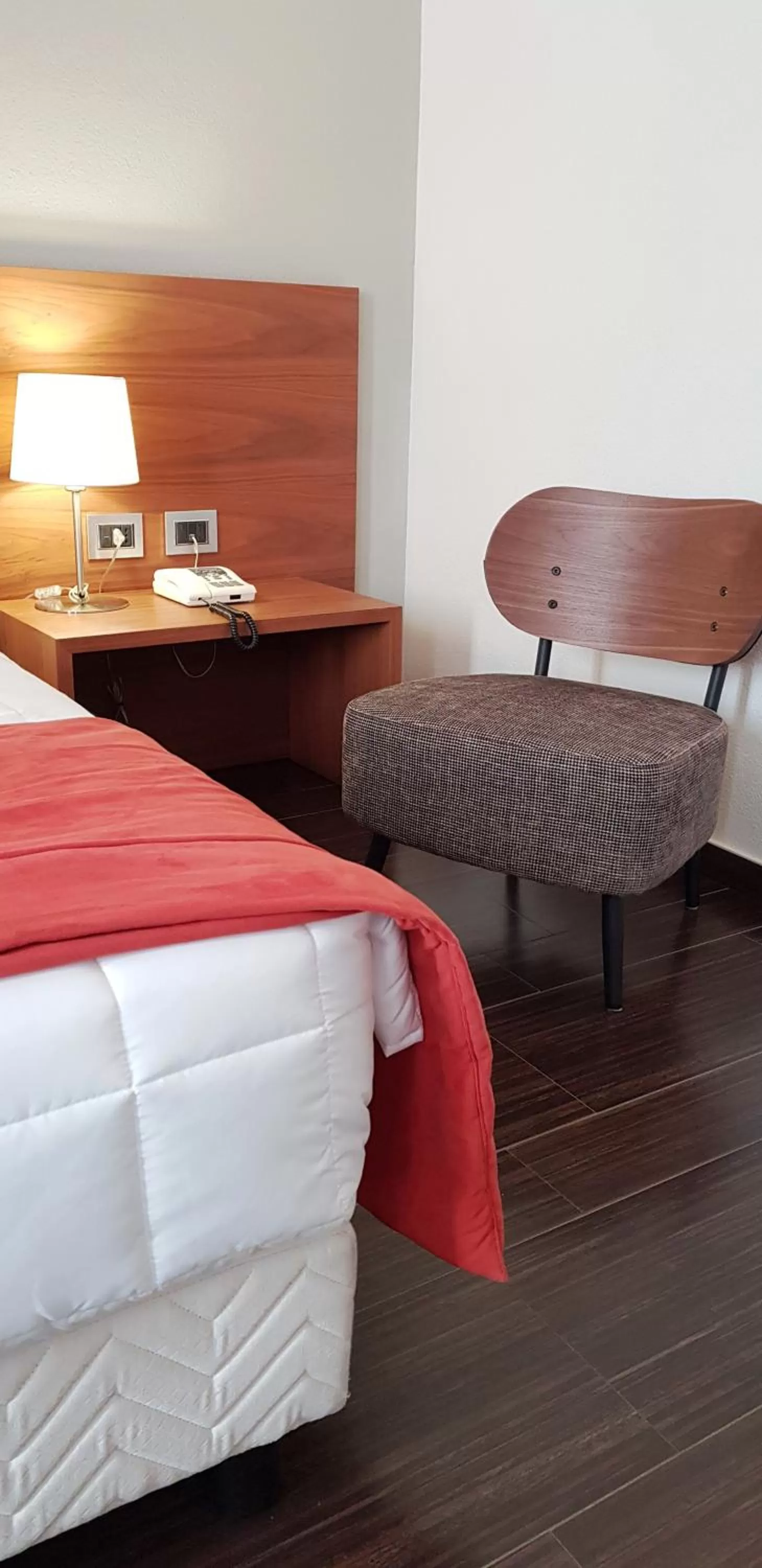 Living room, Bed in Hotel Sandalia