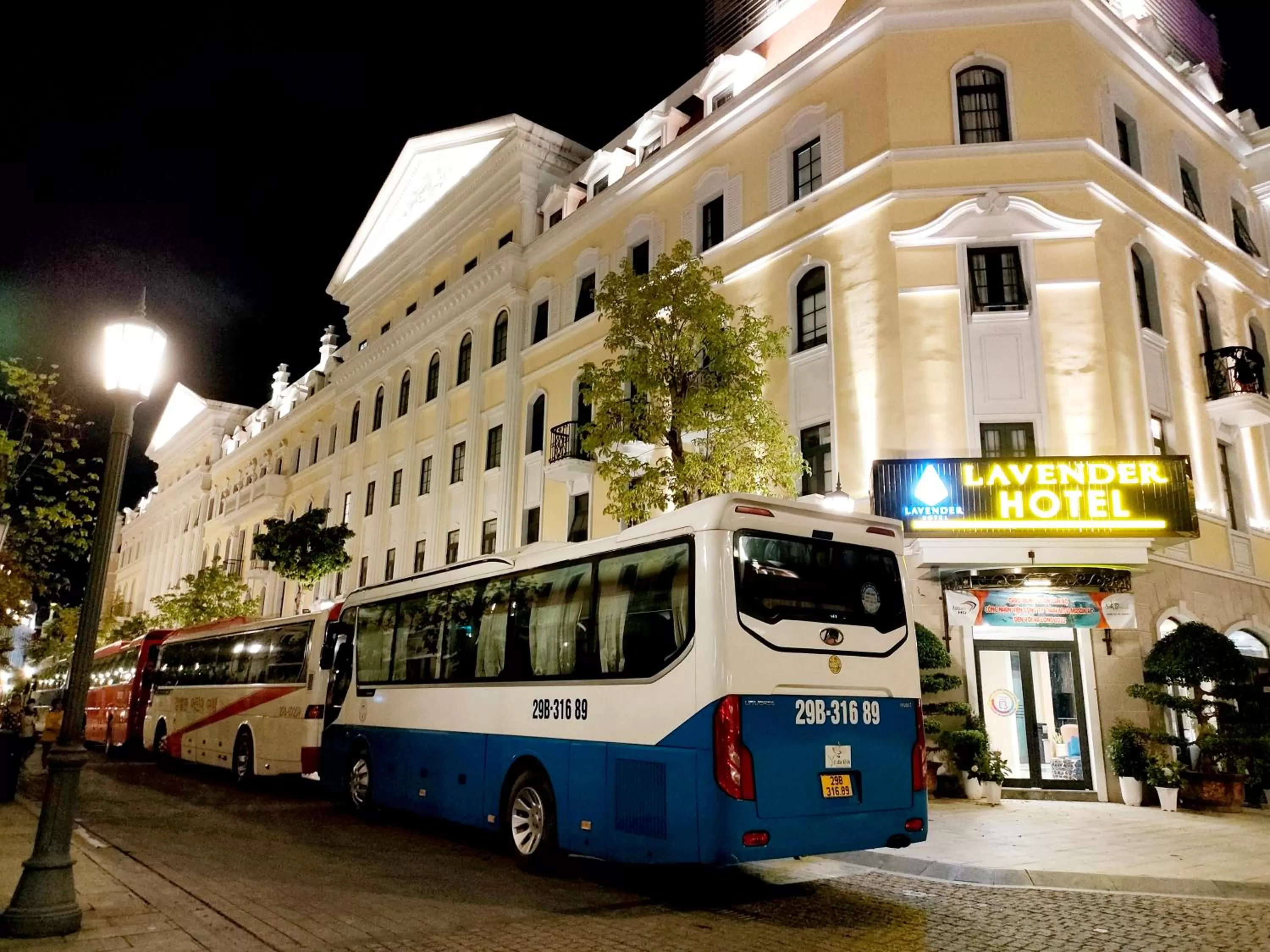 Property building in Halong Lavender Hotel