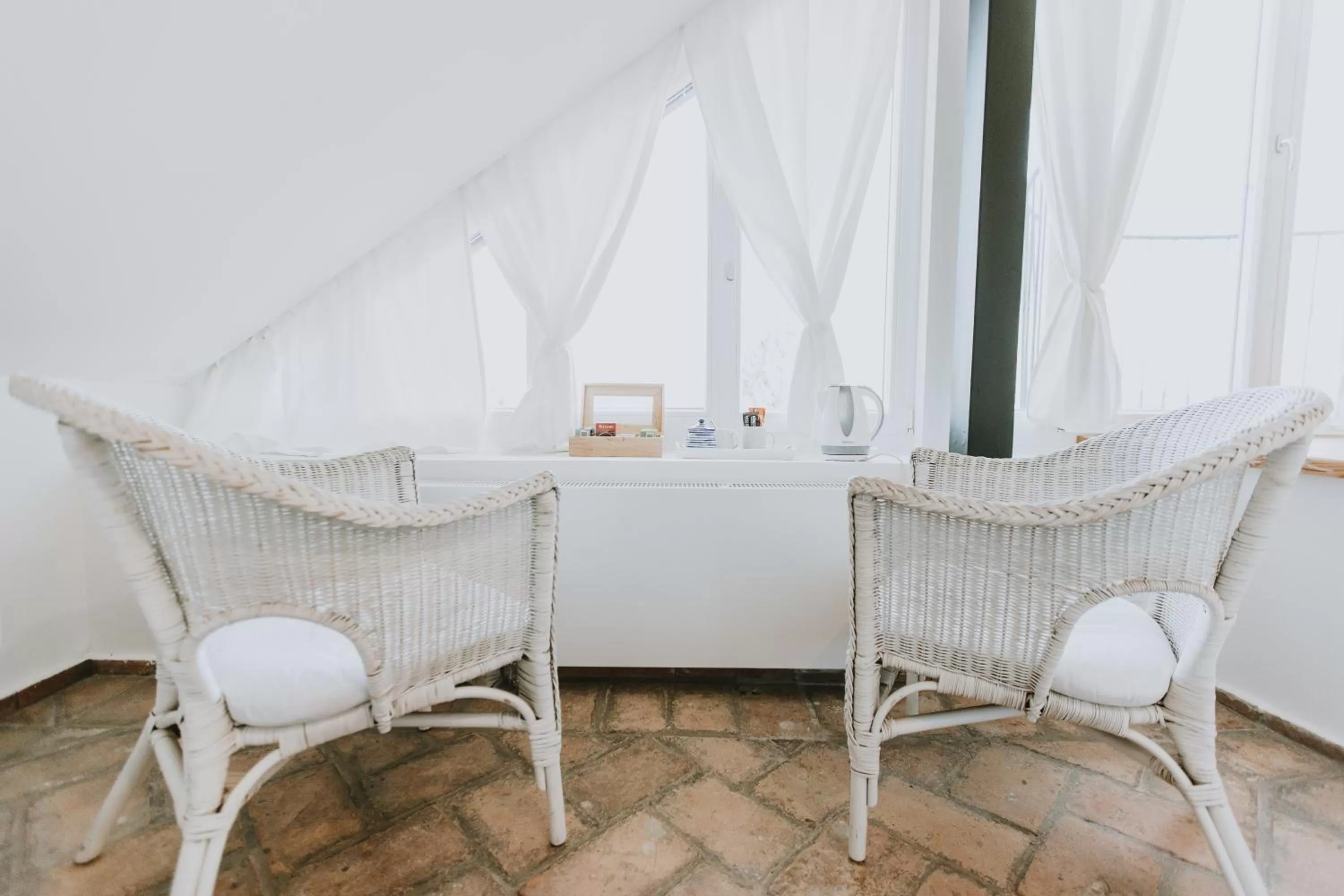 Coffee/tea facilities, Seating Area in Villa Mimi