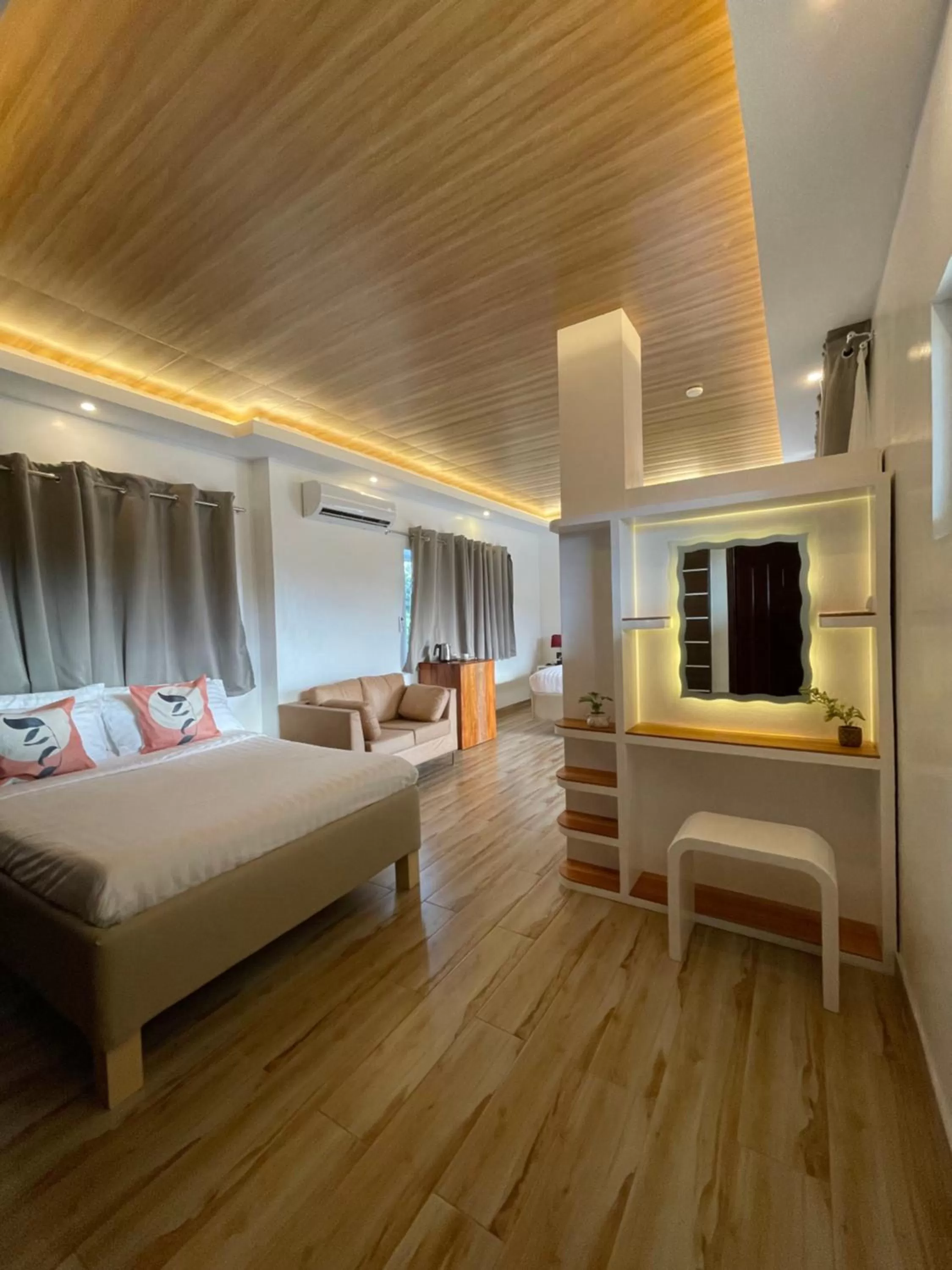 Photo of the whole room, Bed in Bella Napoli Resort & Resto