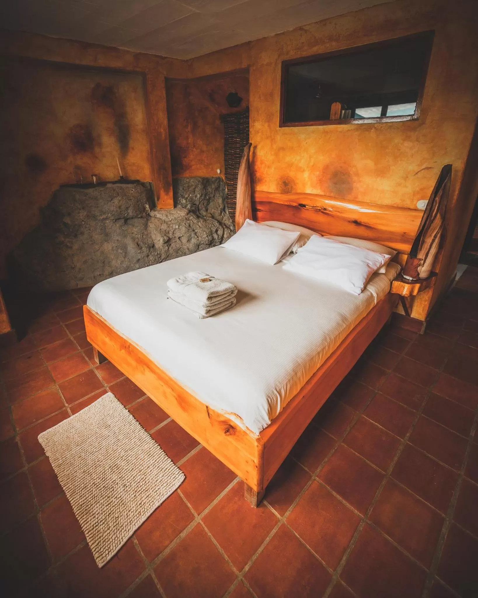 Bed in Lush Atitlán