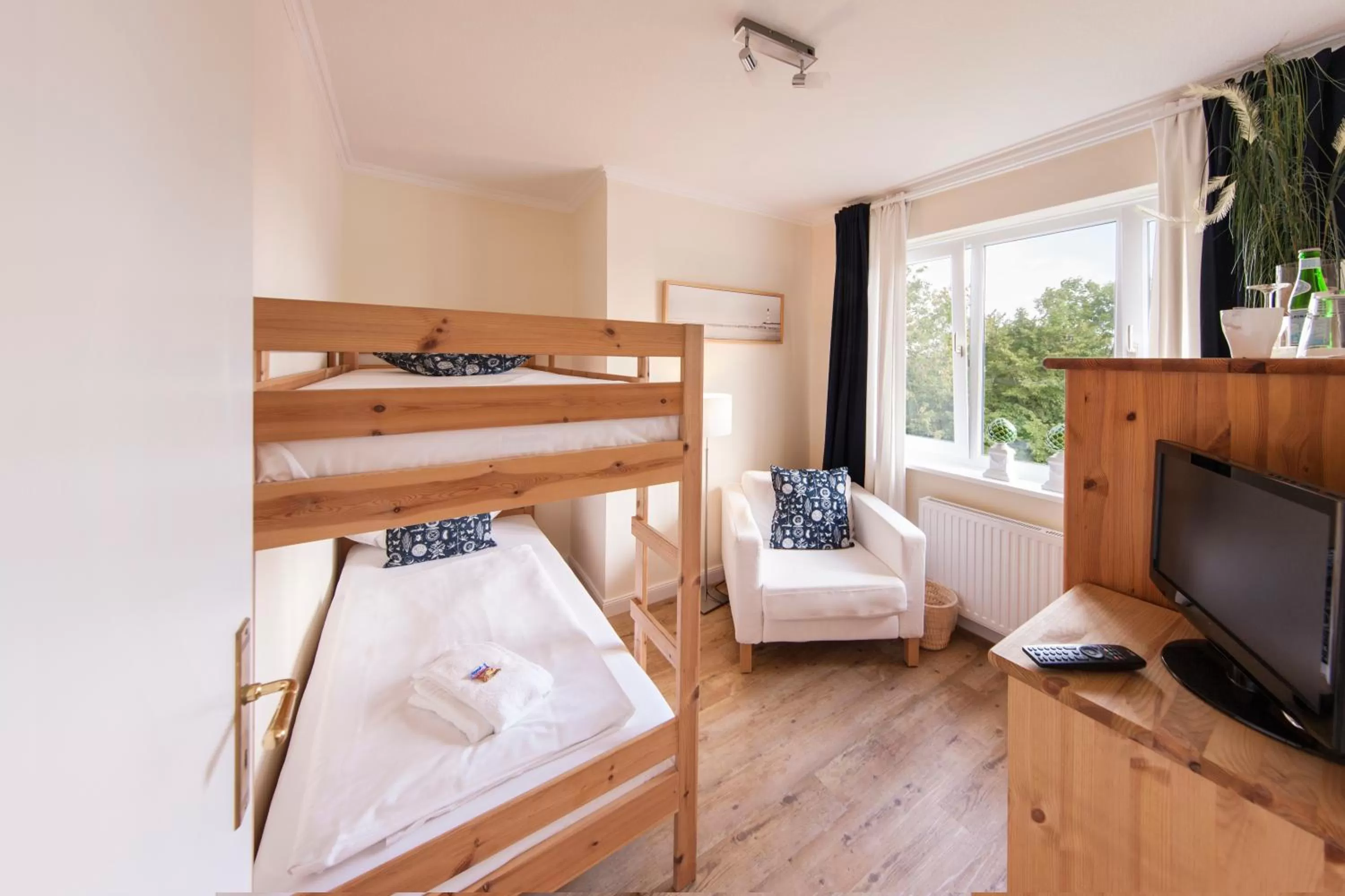 Photo of the whole room in Das Frühstückshotel Sankt Peter-Ording