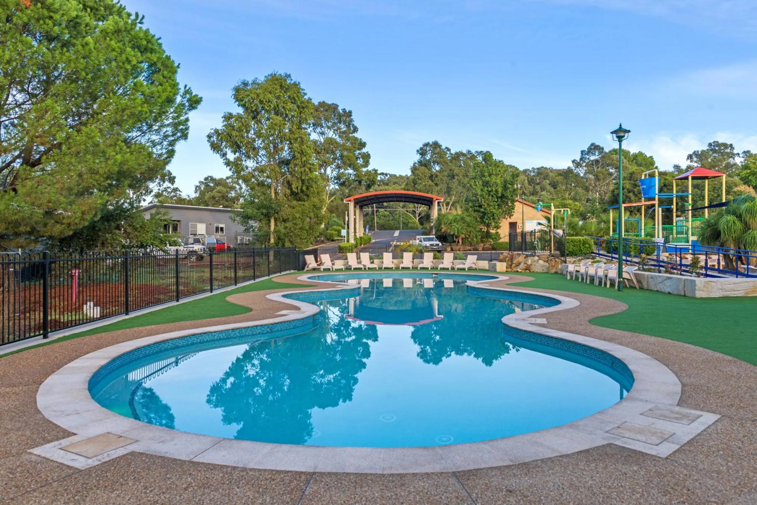 Swimming pool in Discovery Parks - Dubbo