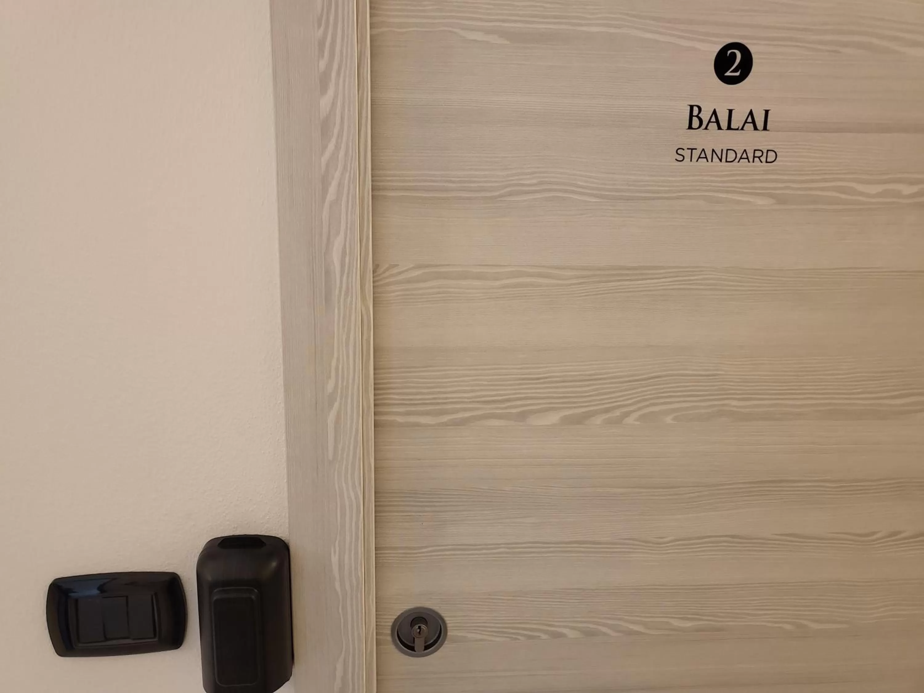 Logo/Certificate/Sign in Struttura Re Barbaro