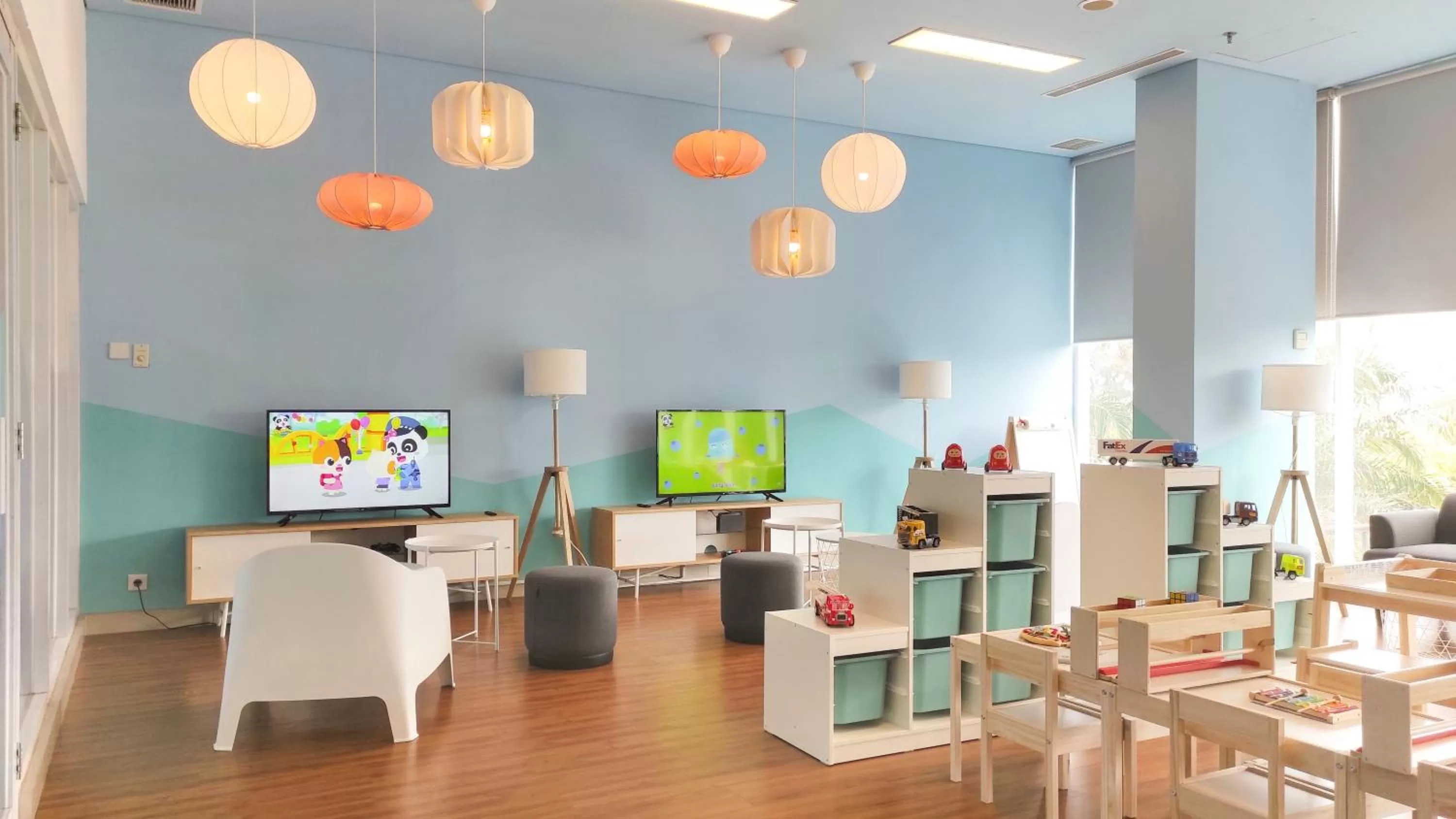 Evening entertainment in Antero Hotel Jababeka Cikarang