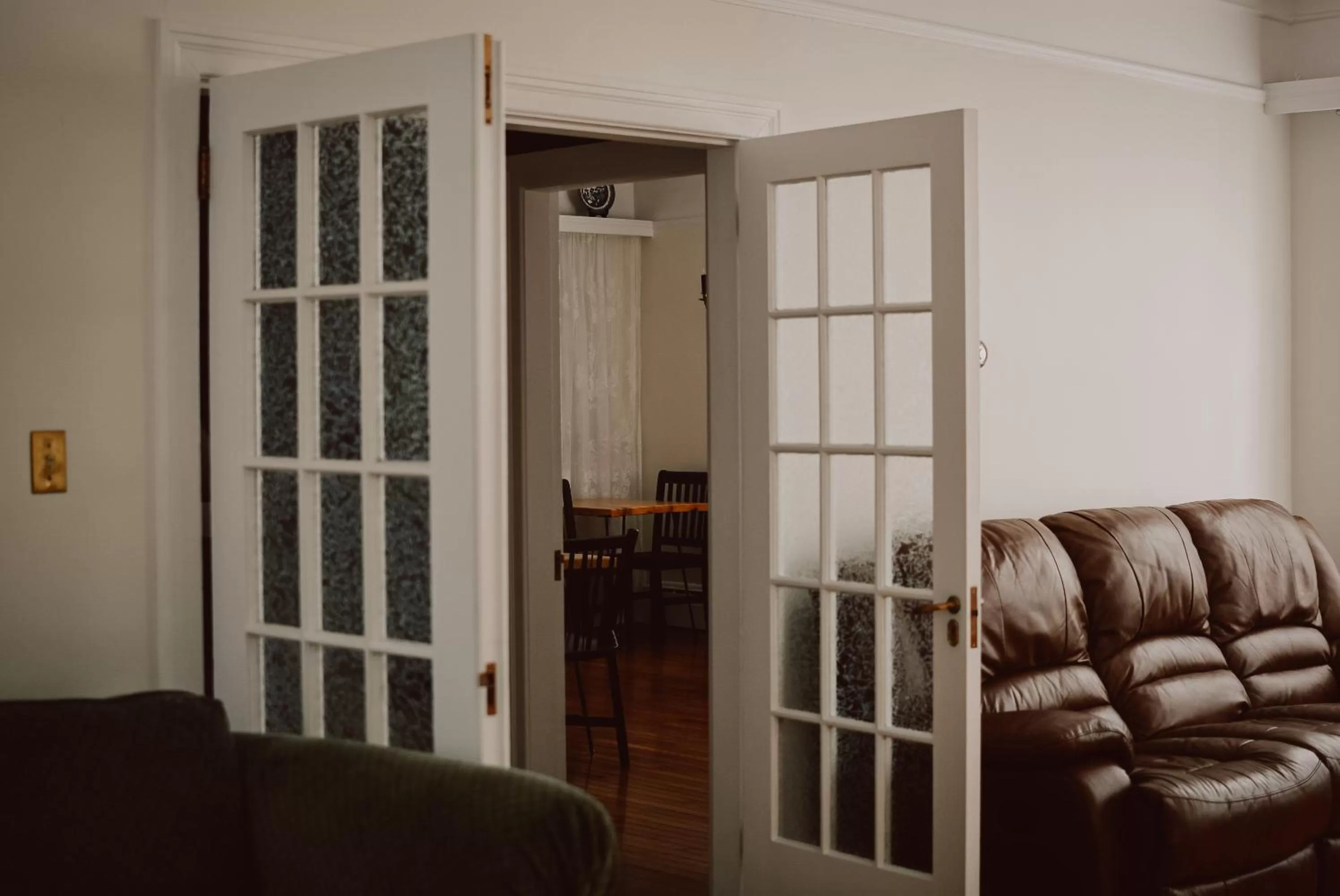 Hill Road Manor Bed & Breakfast