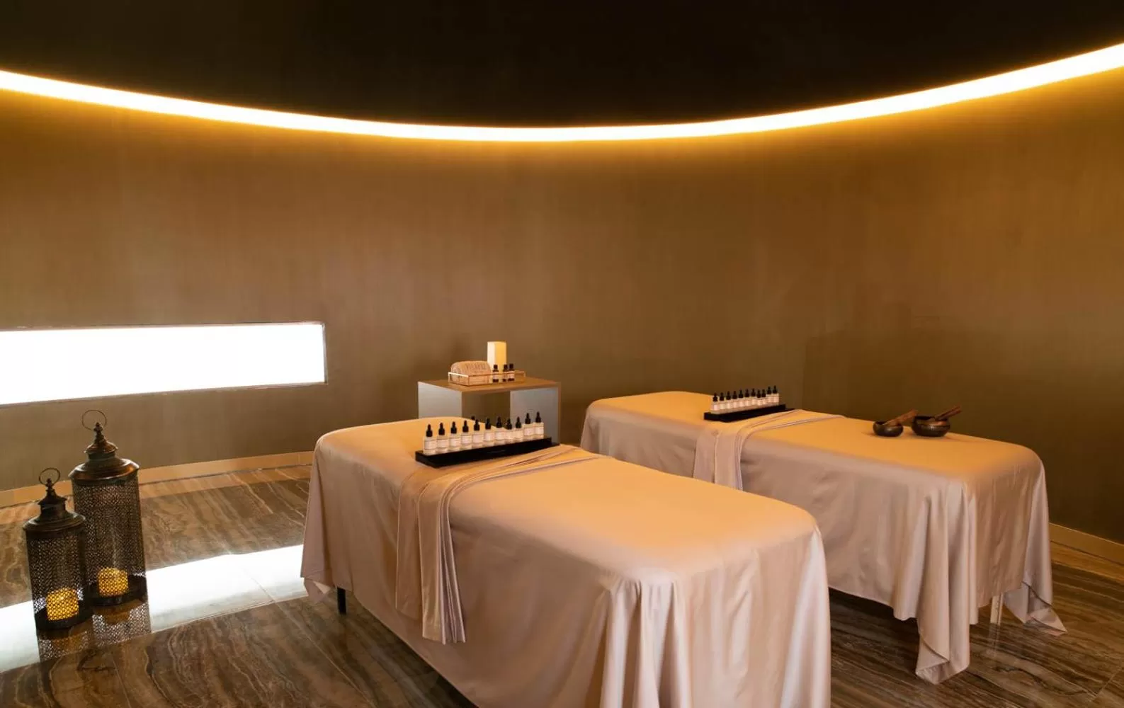 Massage in Vila Foz Hotel & SPA