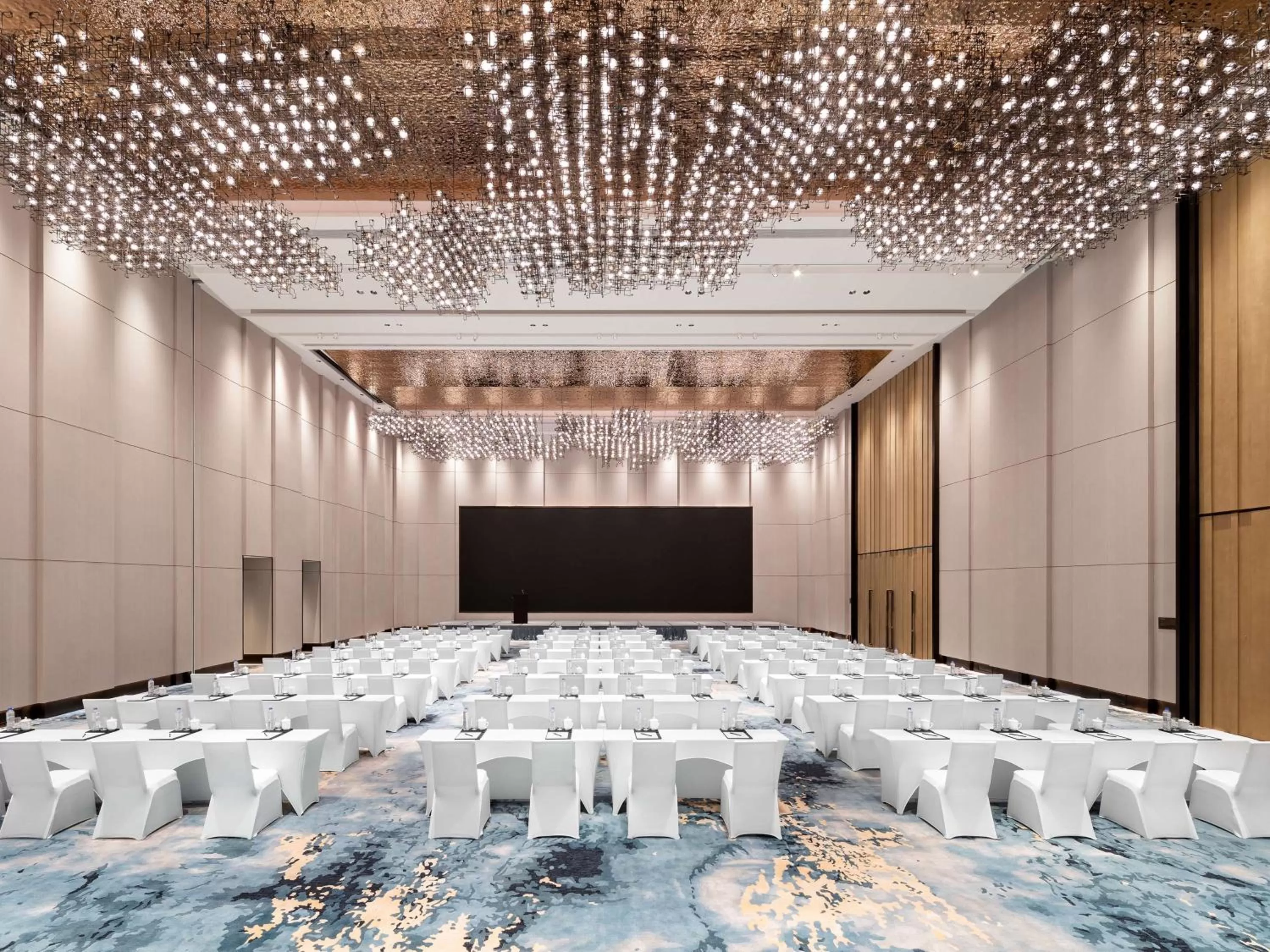 Meeting/conference room in Doubletree By Hilton Kunming Airport