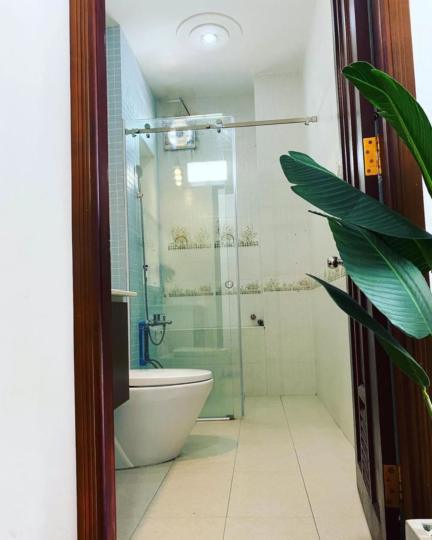 Bathroom in Emerald Boutique Stay 2