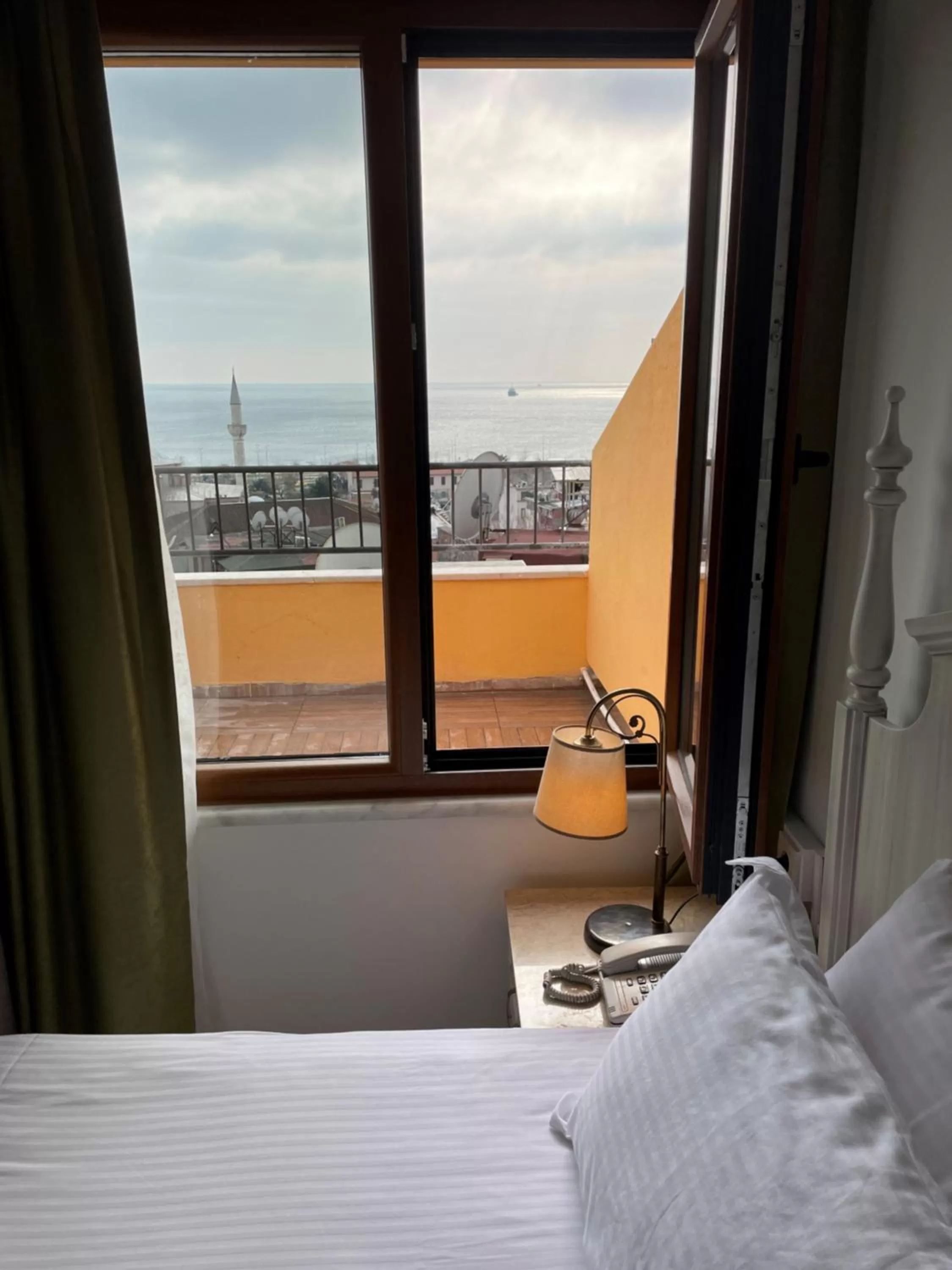 View (from property/room), Bed in Arena Hotel - Special Class