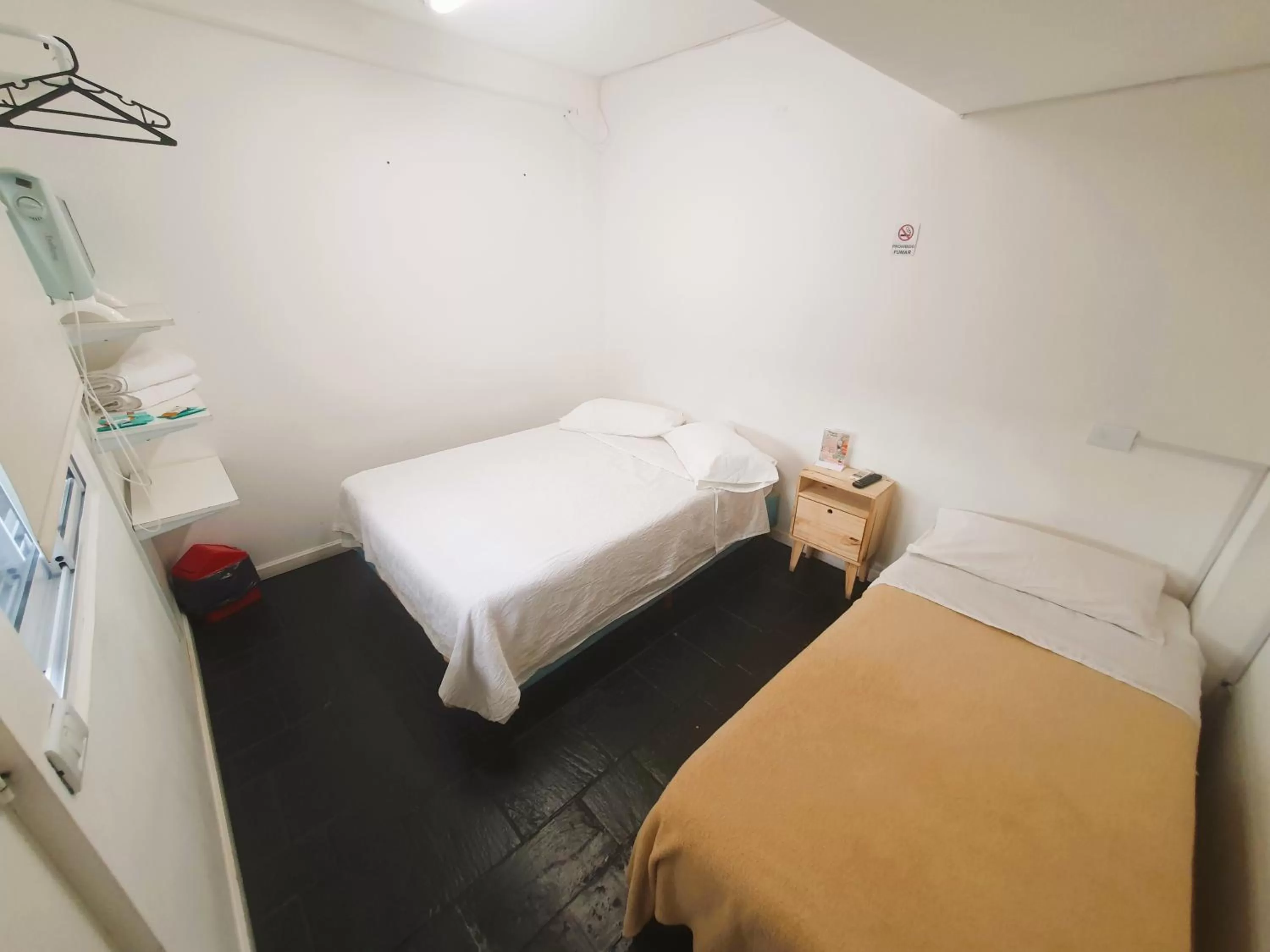 Bed in Habitaciones en Casa con piscina en Palermo Soho!