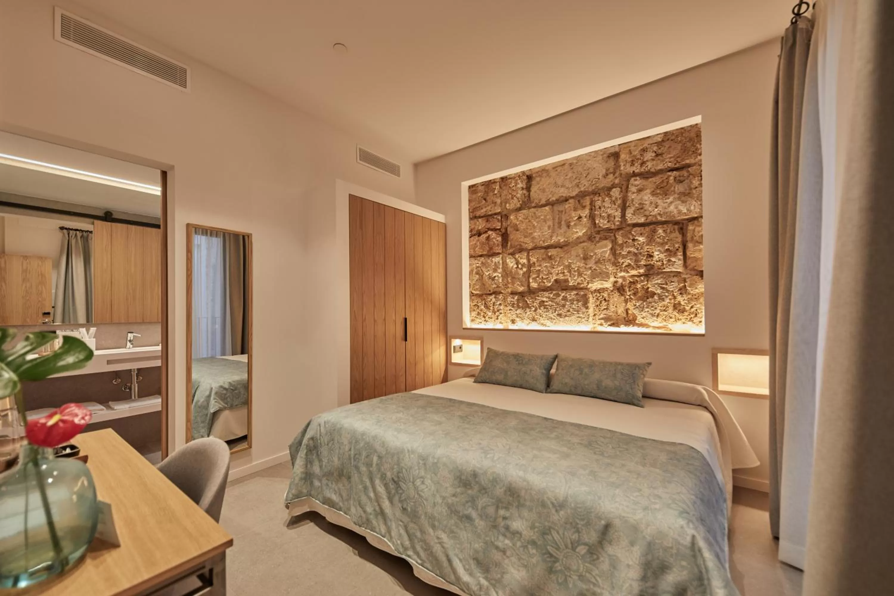 Double Room in Ca n'Alexandre - Adults Only