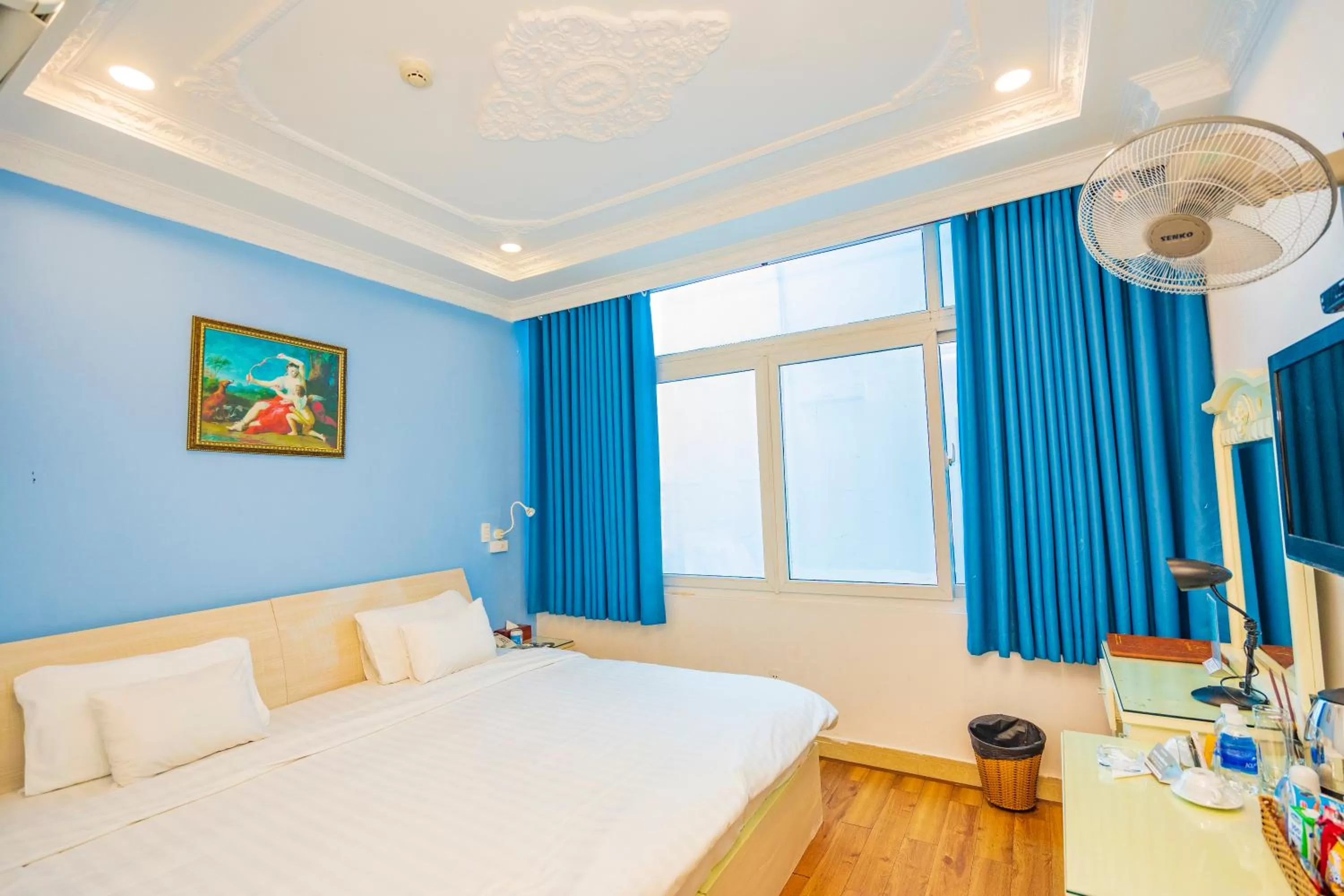 Deluxe King Room in A25 Hotel - 145 Lê Thị Riêng