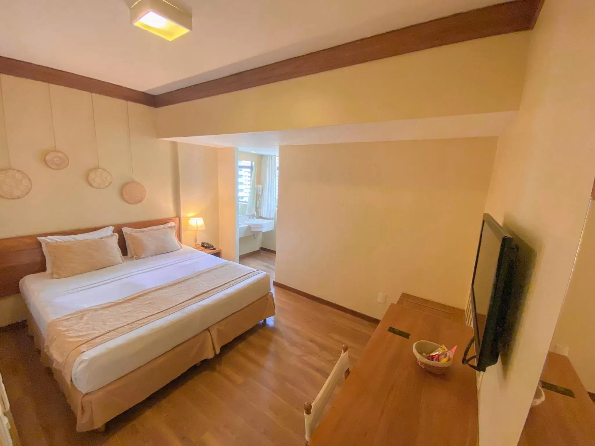 Bedroom, Bed in Magna Praia Hotel