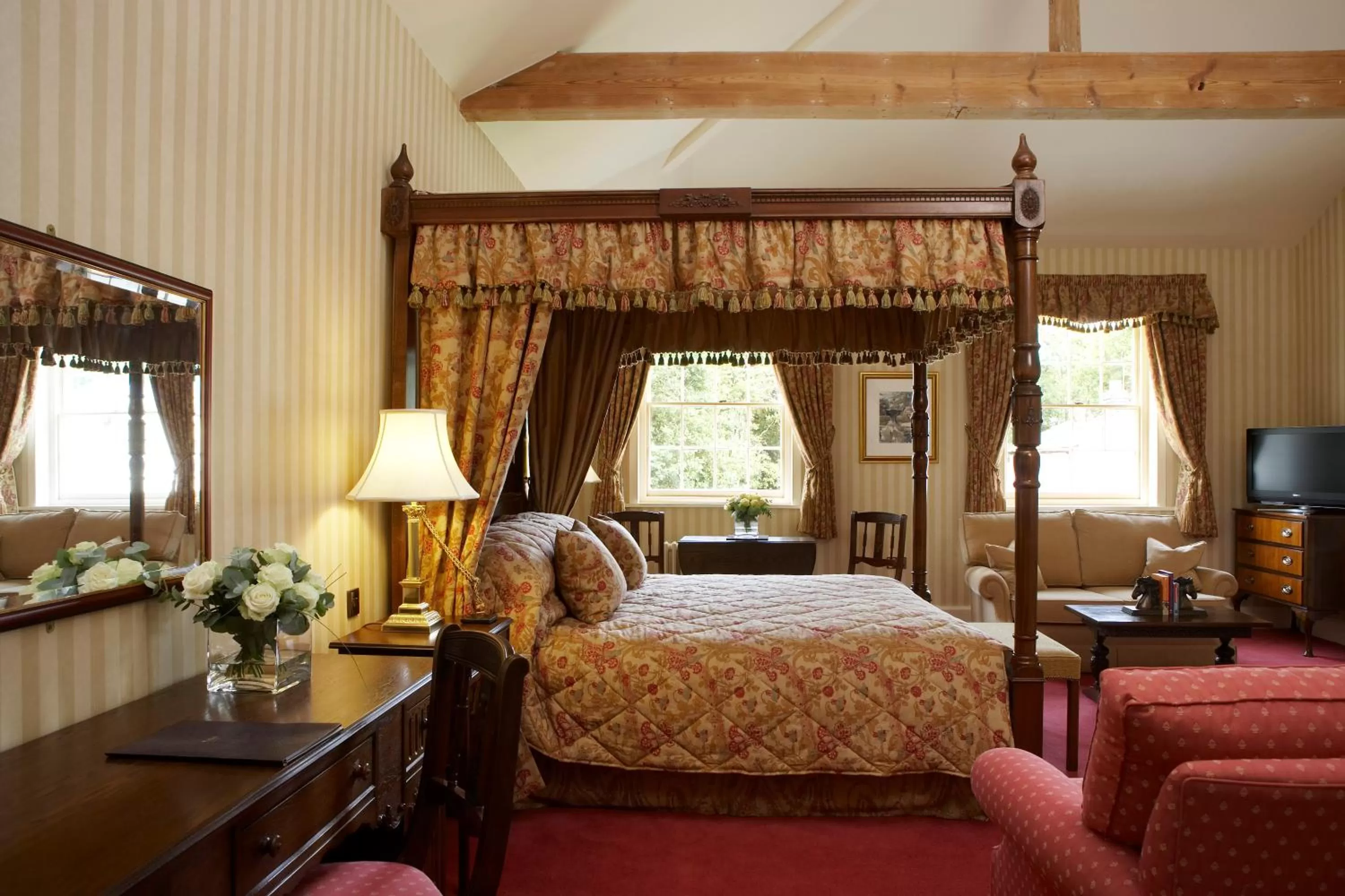 Bedroom in Luton Hoo Hotel, Golf and Spa